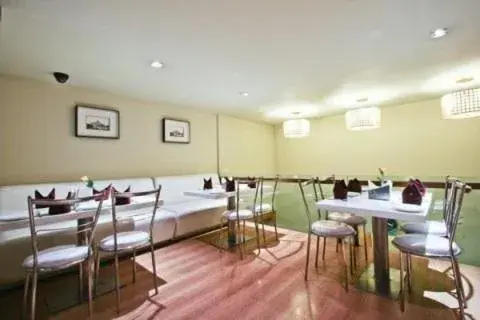 Restaurant/places to eat in Middleton Inn Restaurant/places to eat in Middleton Inn