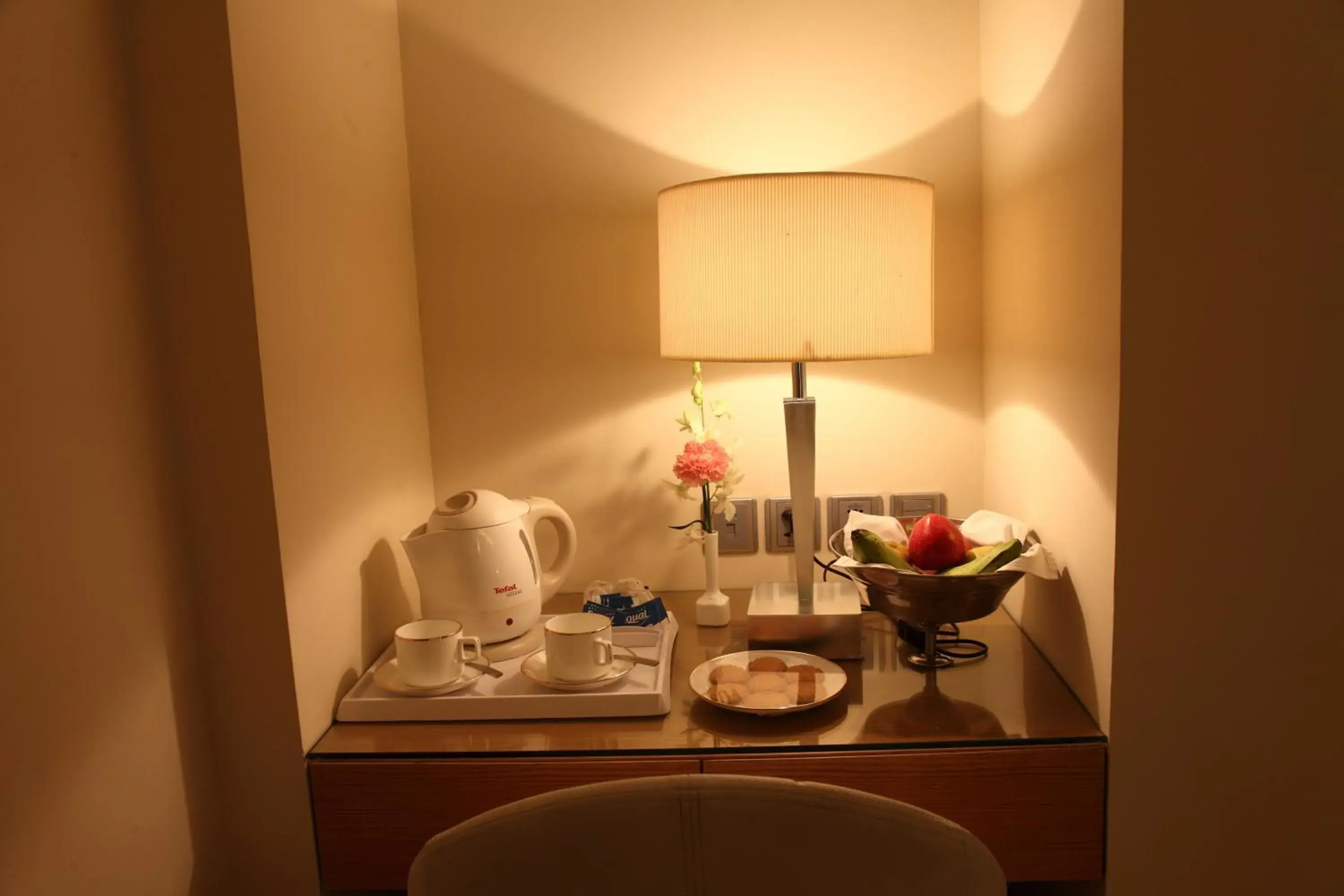 Decorative detail in Middleton Inn Decorative detail in Middleton Inn