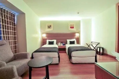 Bed in Middleton Inn