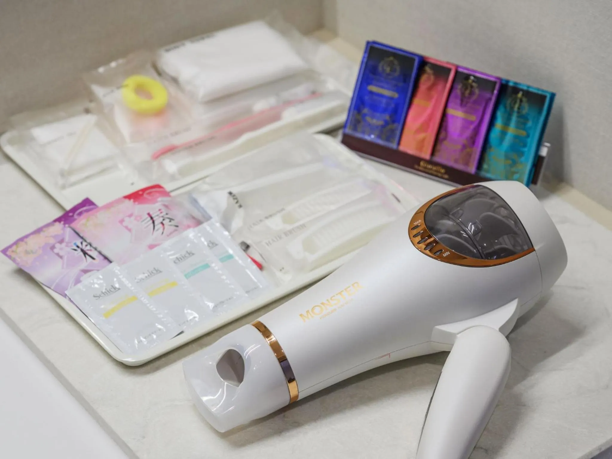 hair dryier in Hotel Resonex Nago