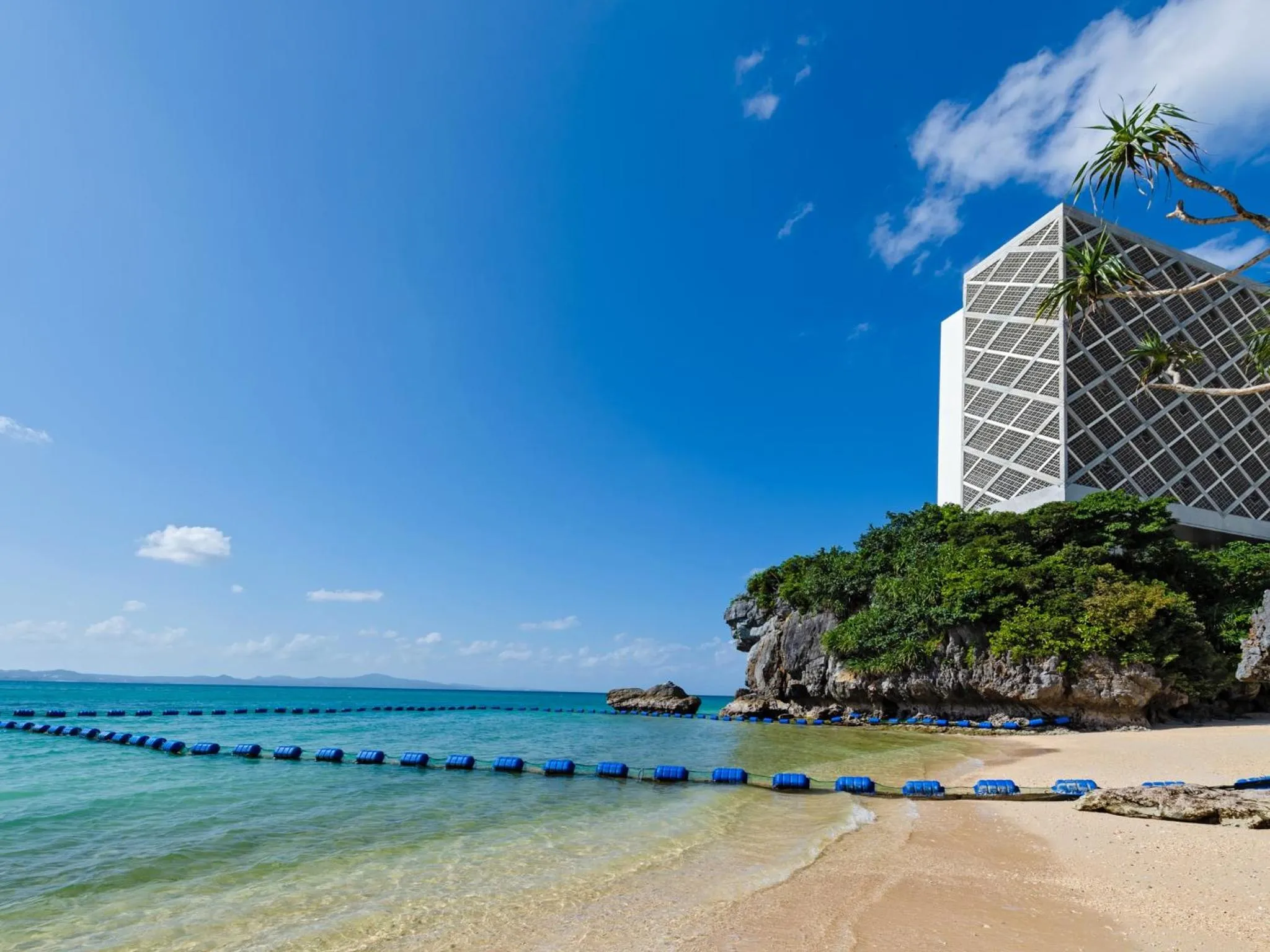 Beach in Hotel Resonex Nago