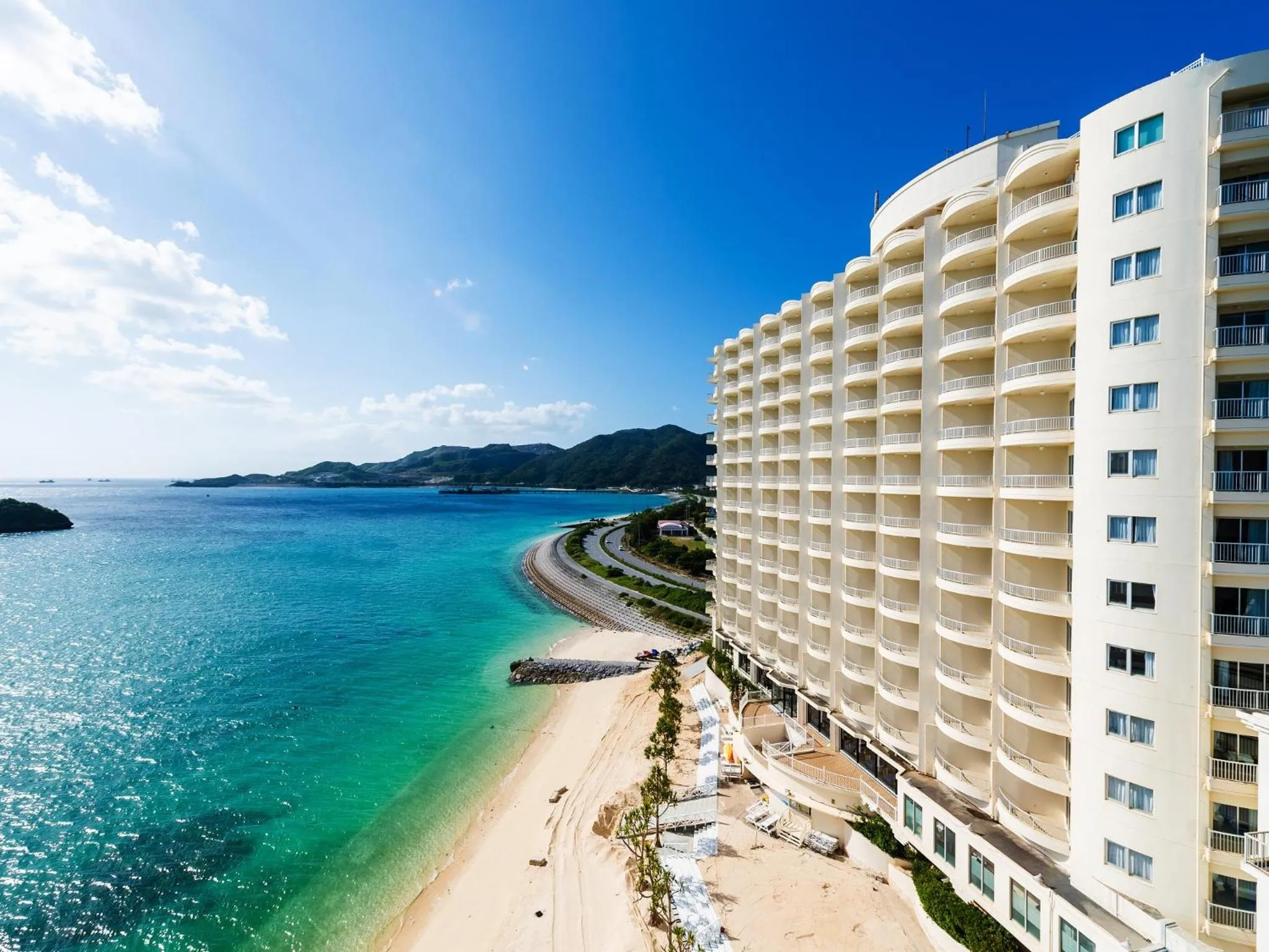 Property building in Hotel Resonex Nago