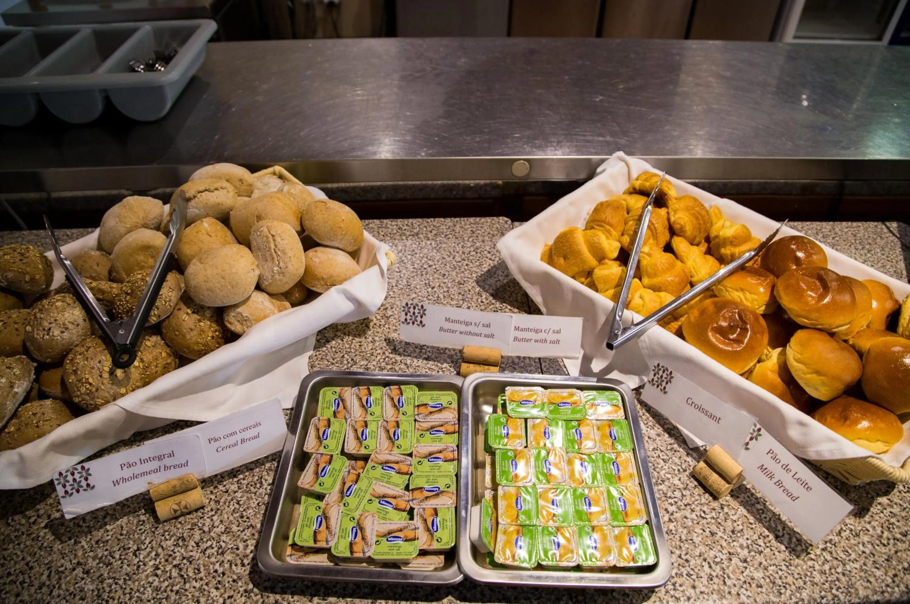 Buffet breakfast in Hotel Dom Fernando