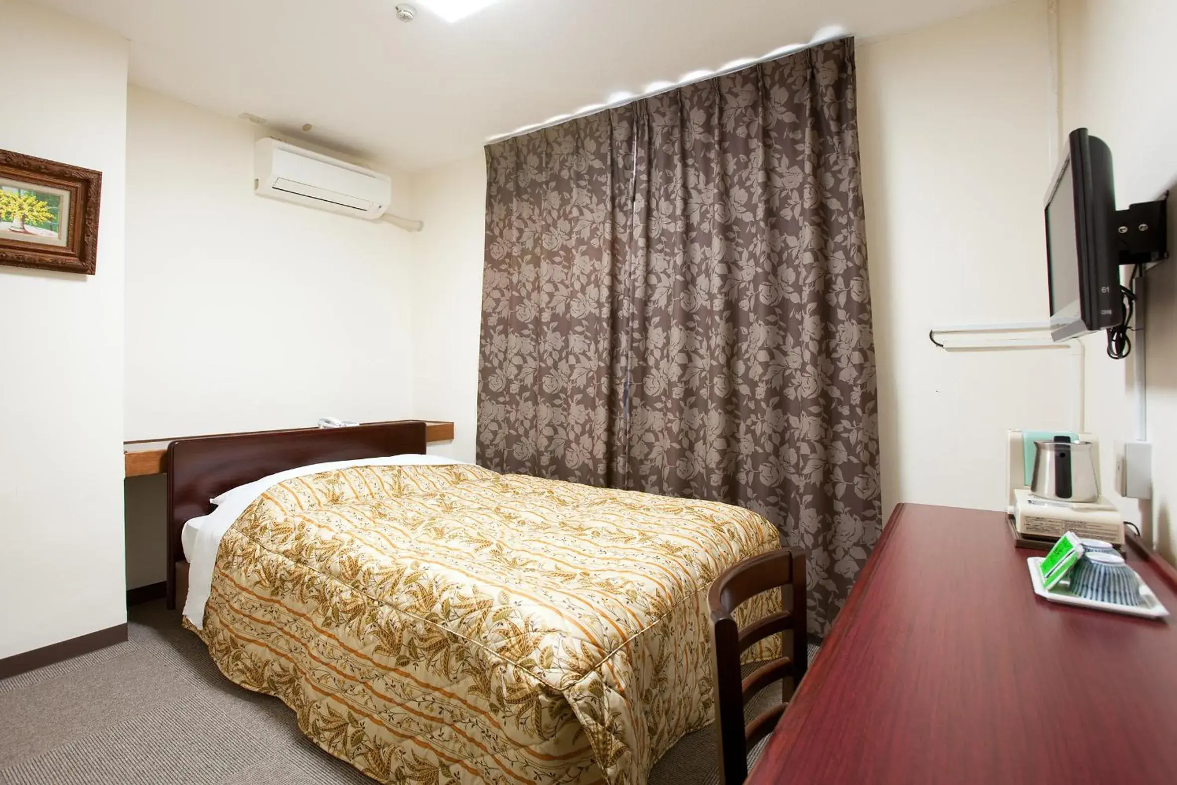 Photo of the whole room, Bed in Hotel Hayashi Photo of the whole room, Bed in Hotel Hayashi