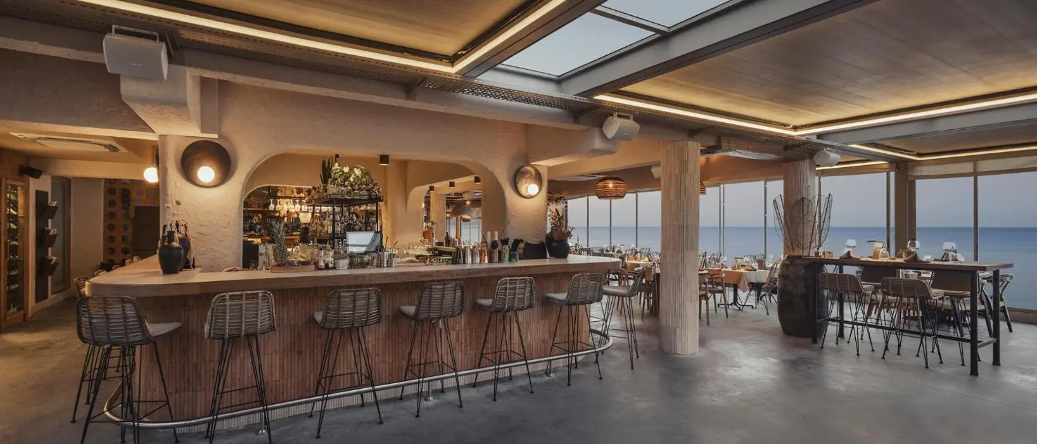 Lounge or bar in Sun Hotel By En Vie Beach Lounge or bar in Sun Hotel By En Vie Beach