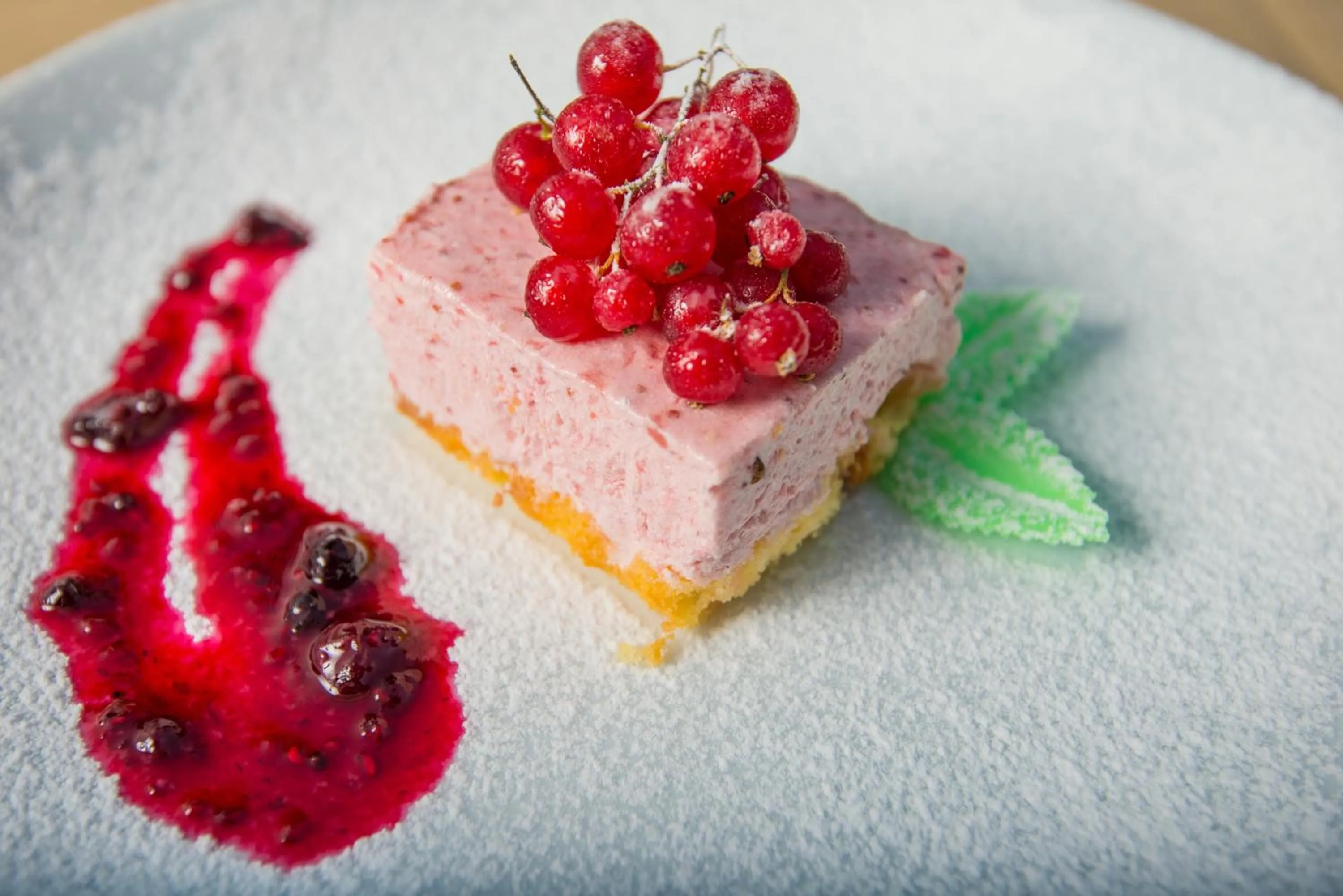 Restaurant/places to eat in Hotel Golf