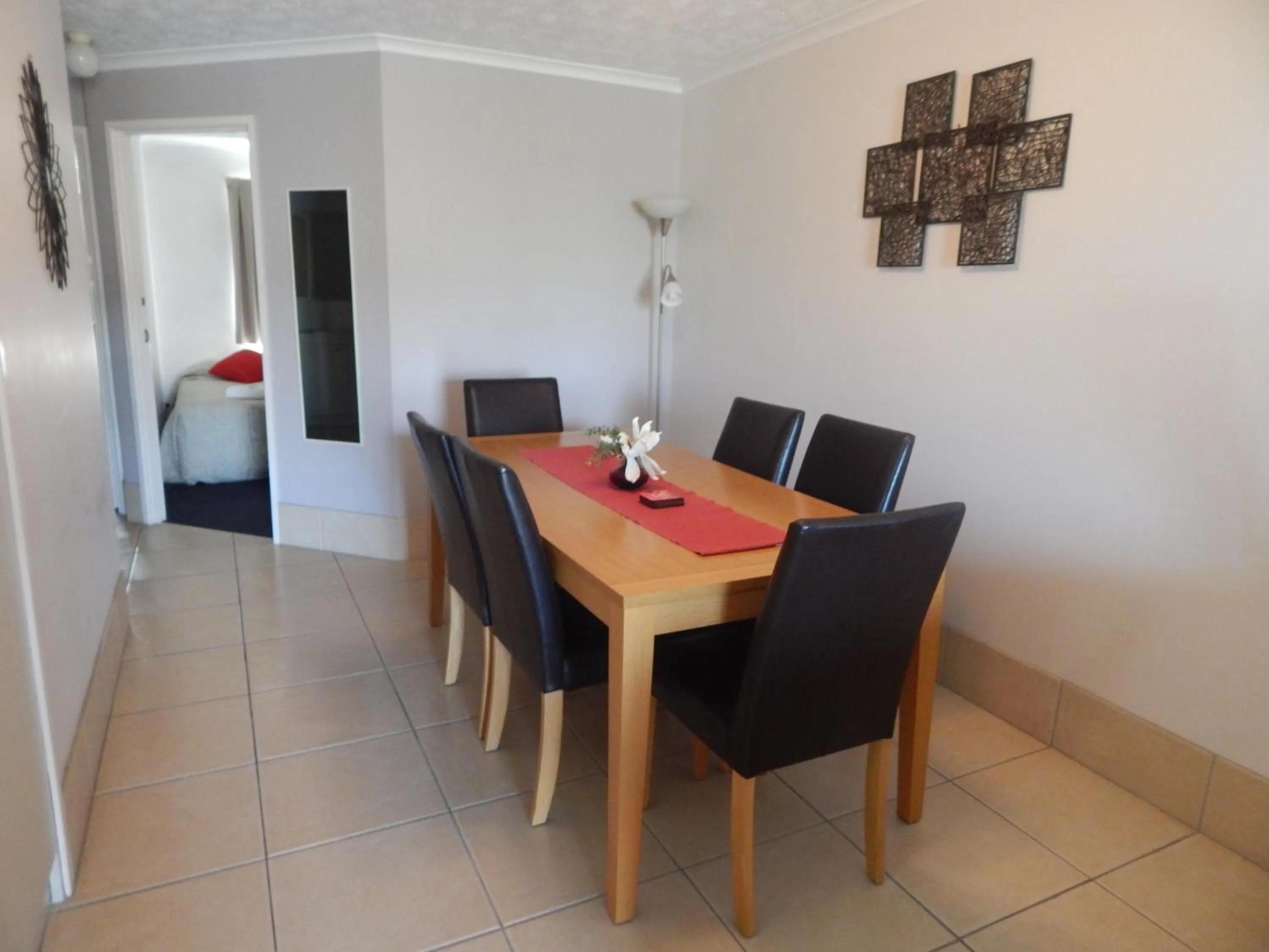 Dining area in Tranquil Shores