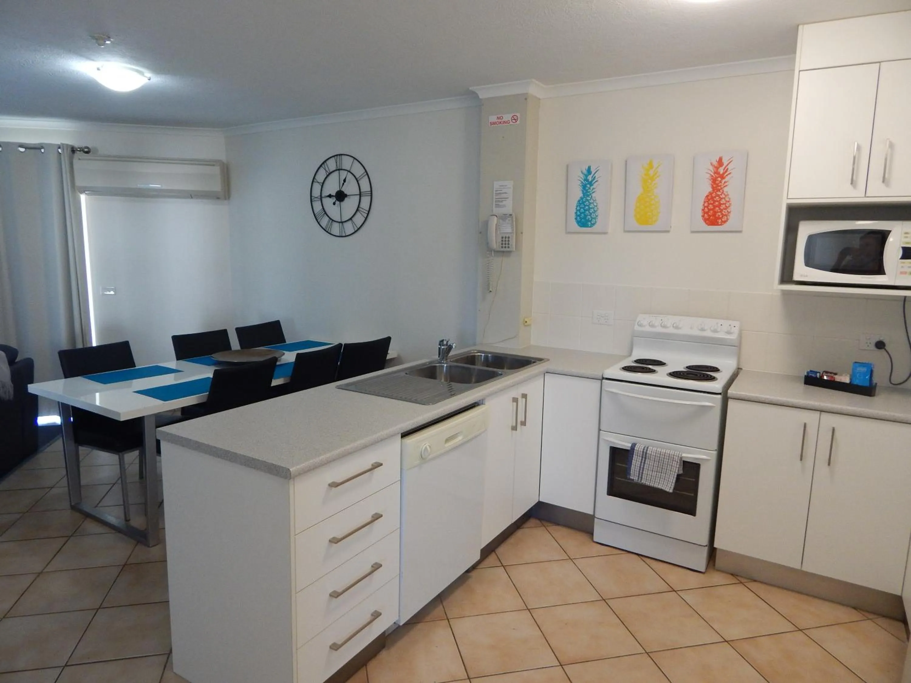 Kitchen or kitchenette in Tranquil Shores