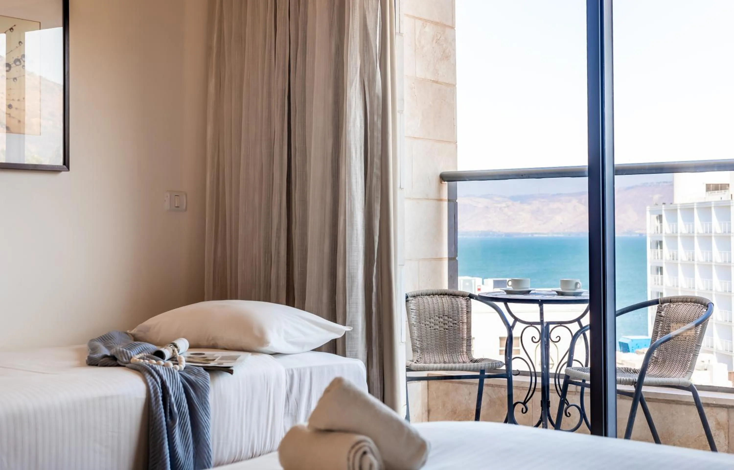 View (from property/room), Bed in Emily's Hotel