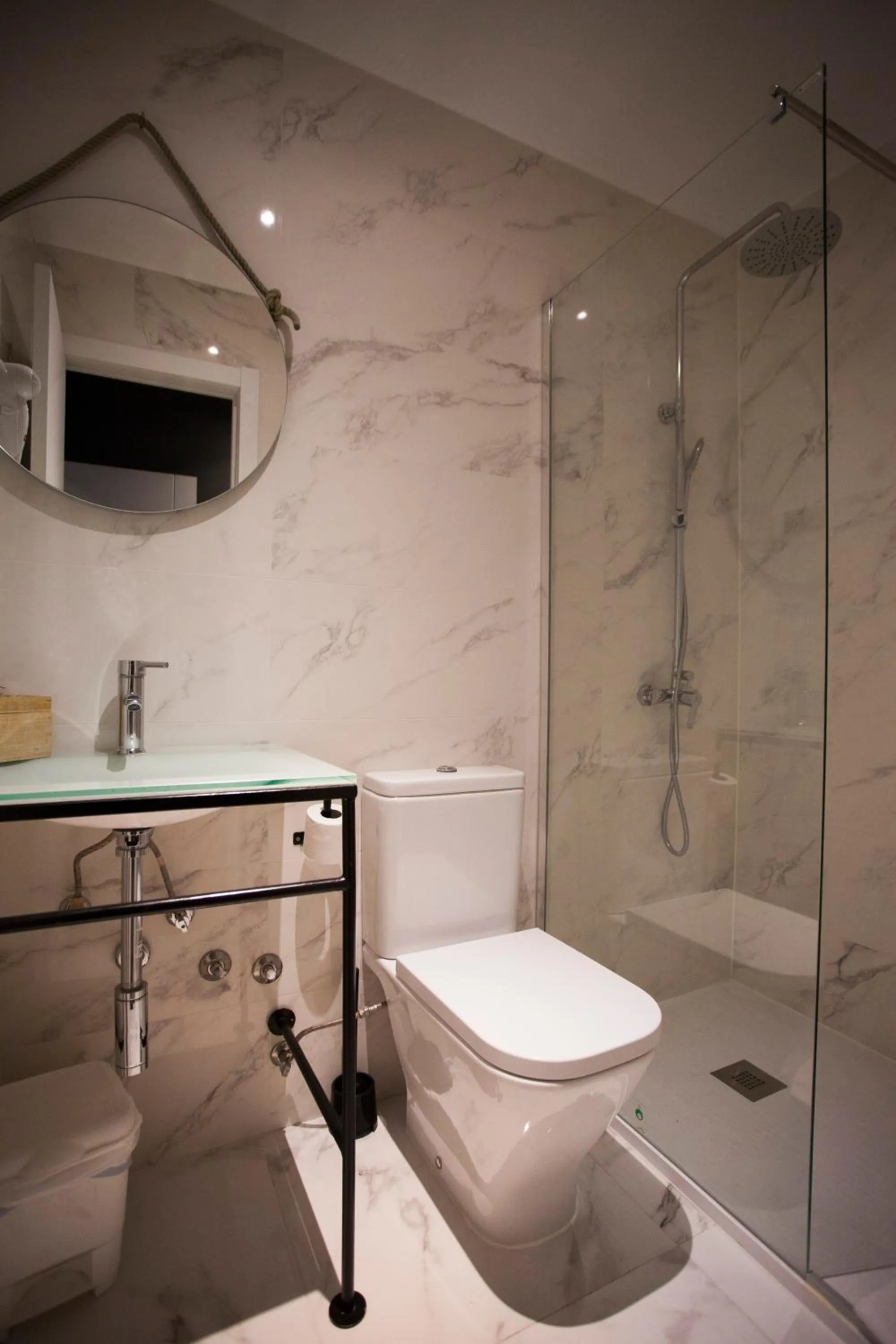 Bathroom in CC Malasaña