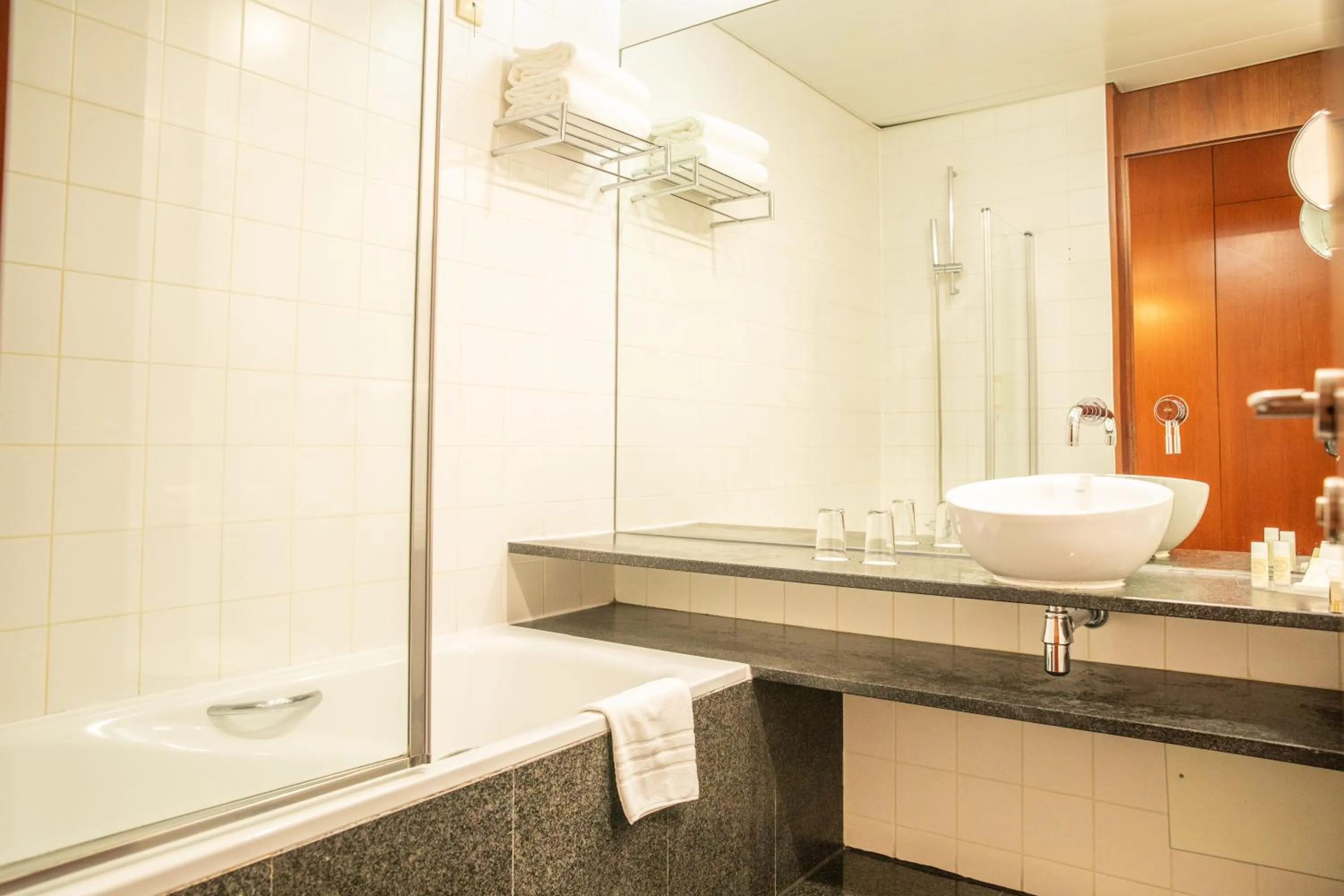 Bathroom in VIP Executive Arts Hotel