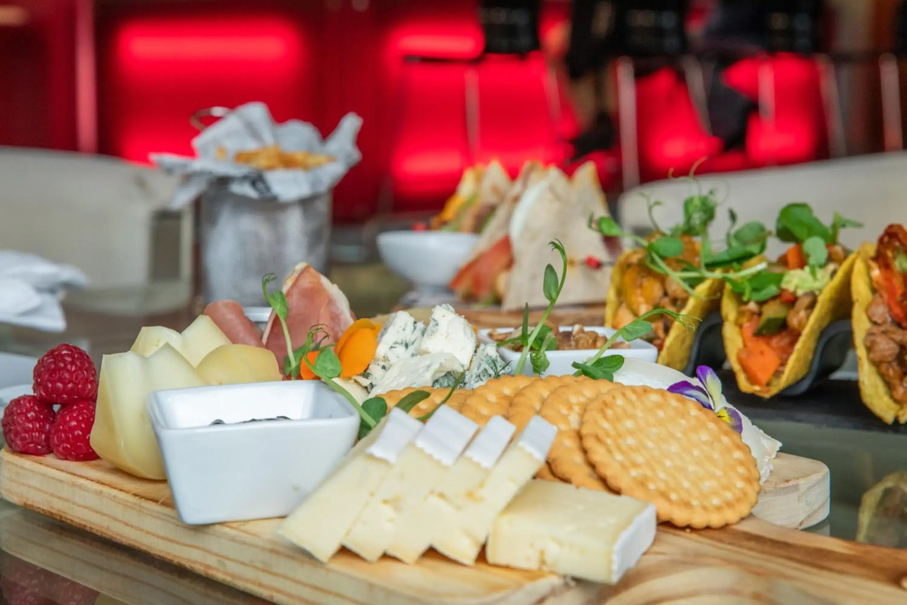 Restaurant/places to eat in VIP Executive Arts Hotel Restaurant/places to eat in VIP Executive Arts Hotel