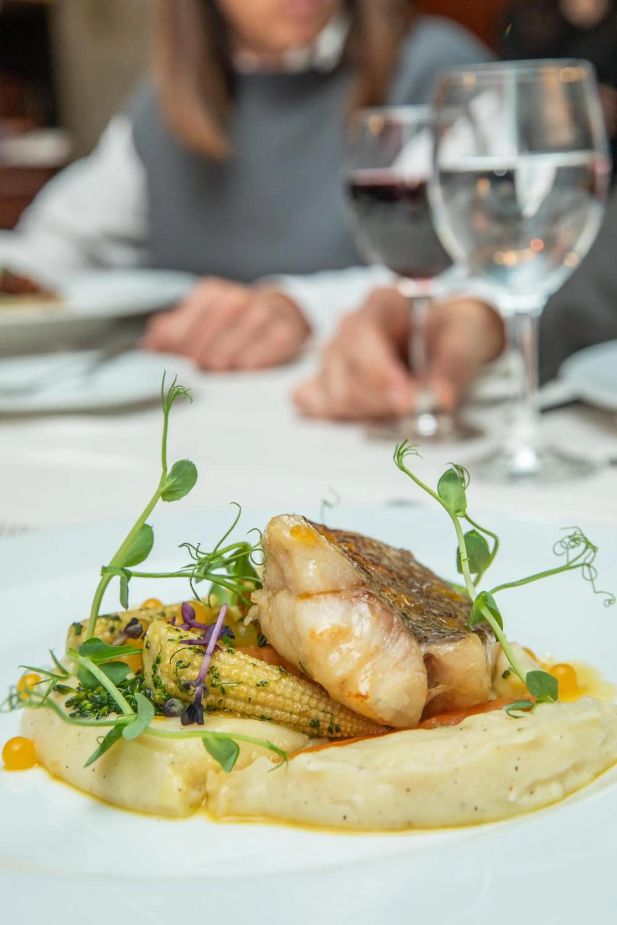 Restaurant/places to eat in VIP Executive Arts Hotel