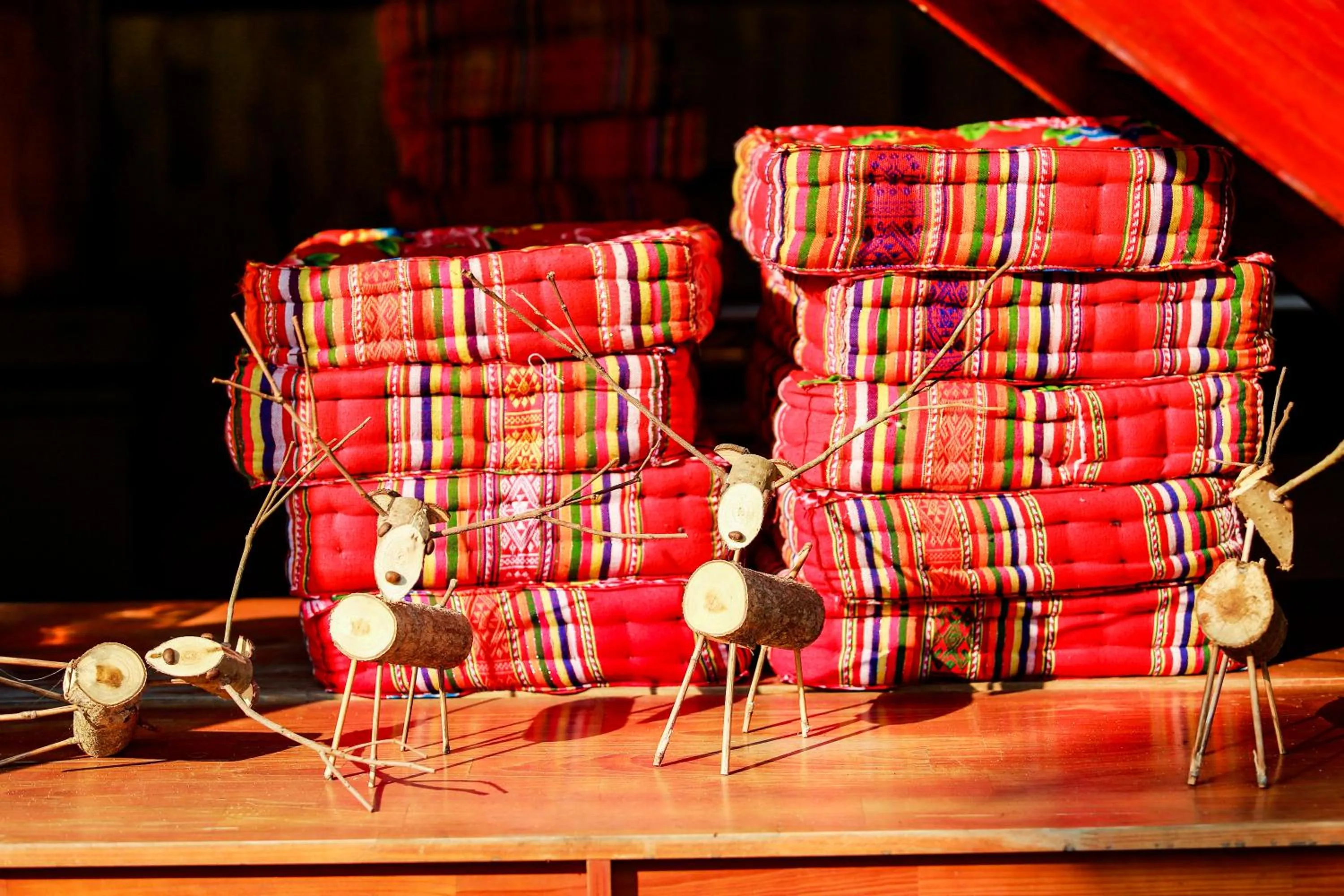 Living room in Cat Ba Eco Lodge