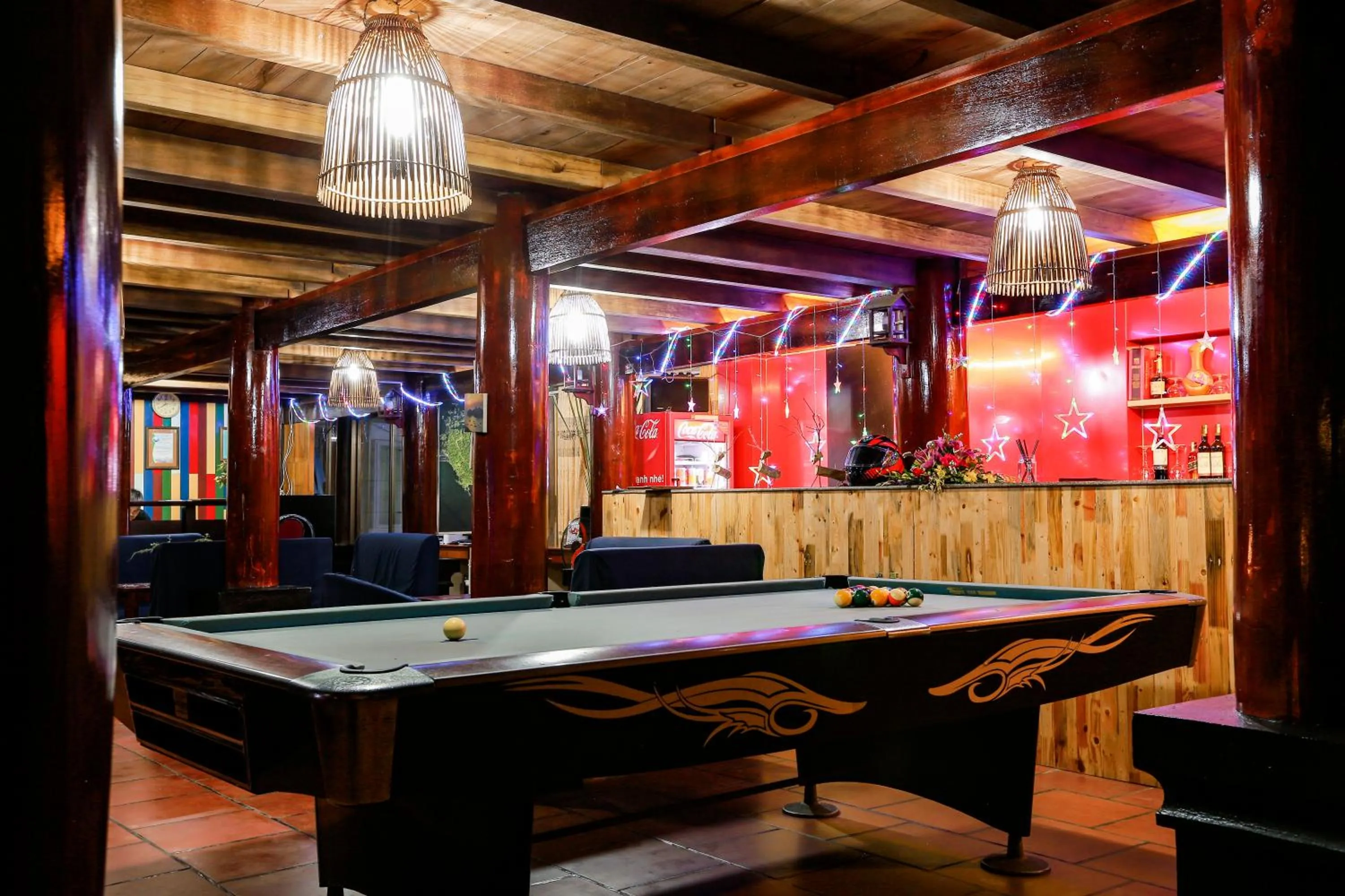 Living room in Cat Ba Eco Lodge