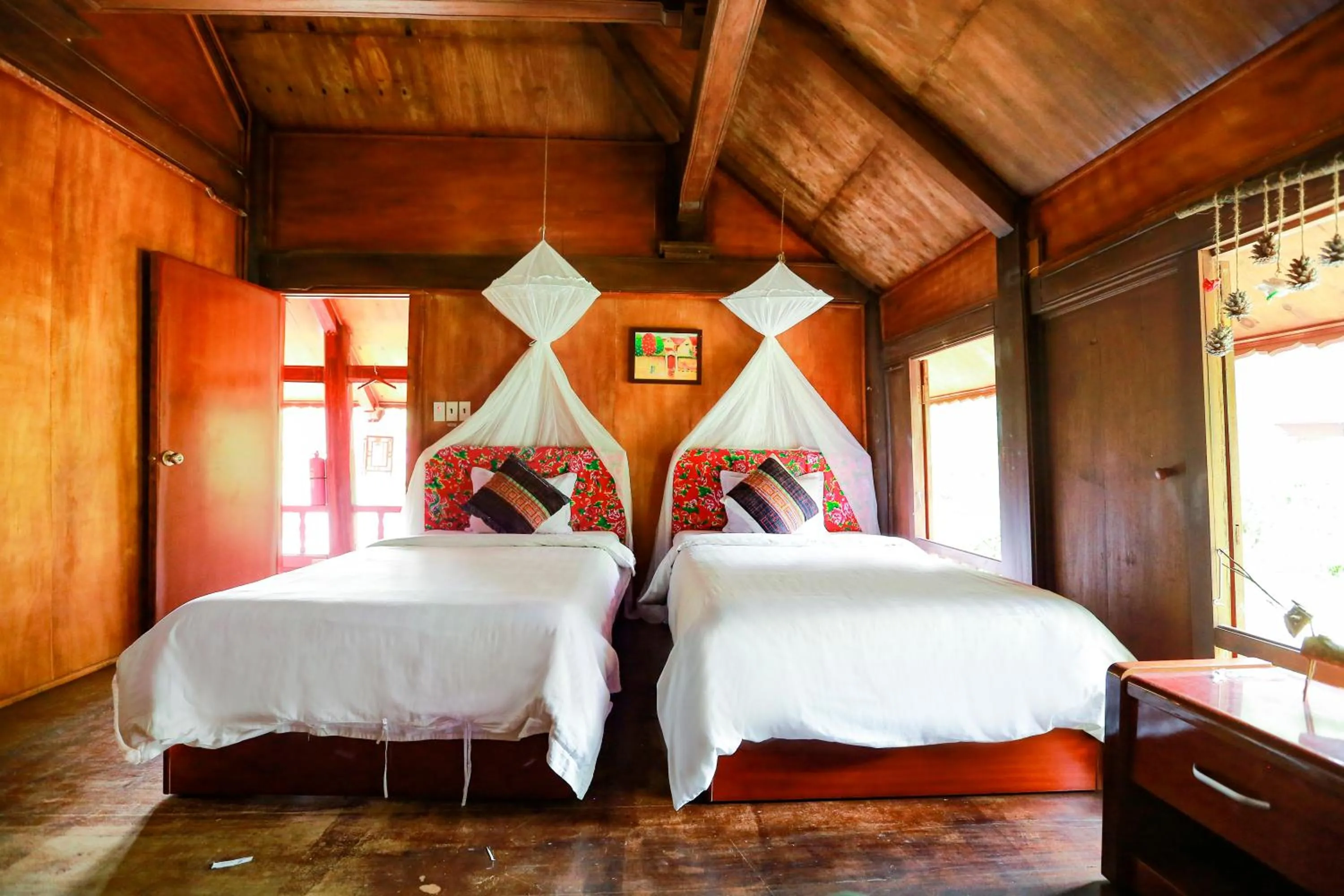 Bed in Cat Ba Eco Lodge