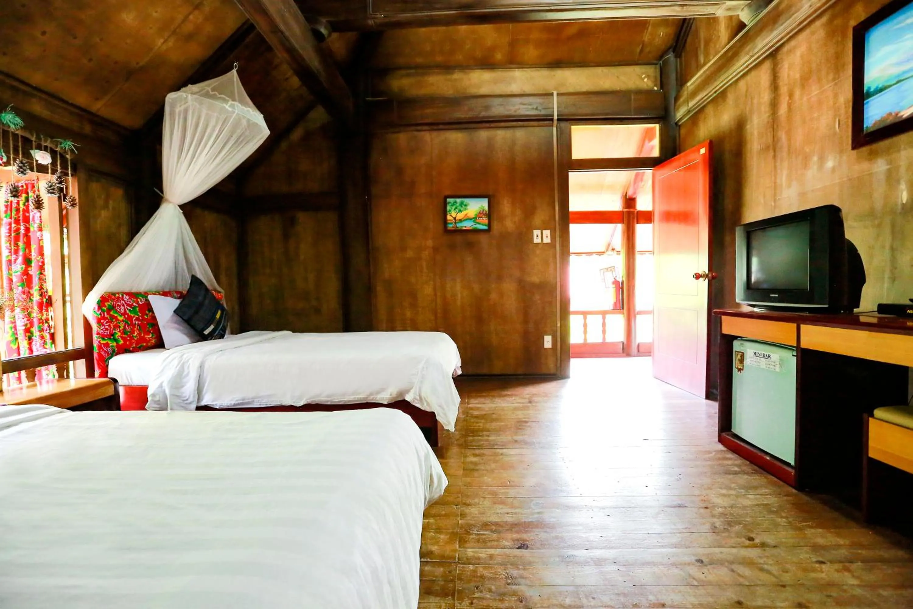 Bed in Cat Ba Eco Lodge