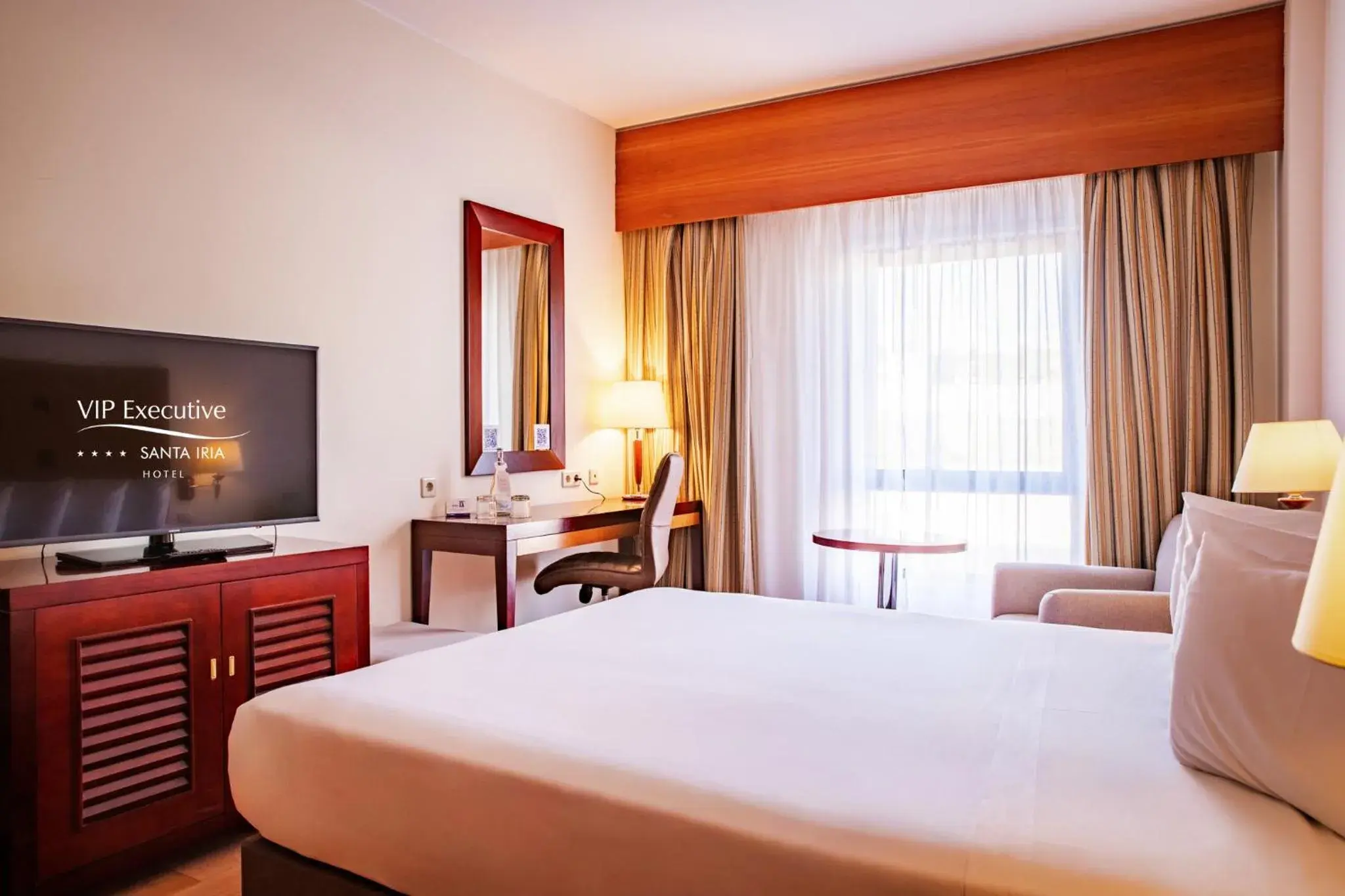 Bed in VIP Executive Santa Iria Hotel Bed in VIP Executive Santa Iria Hotel