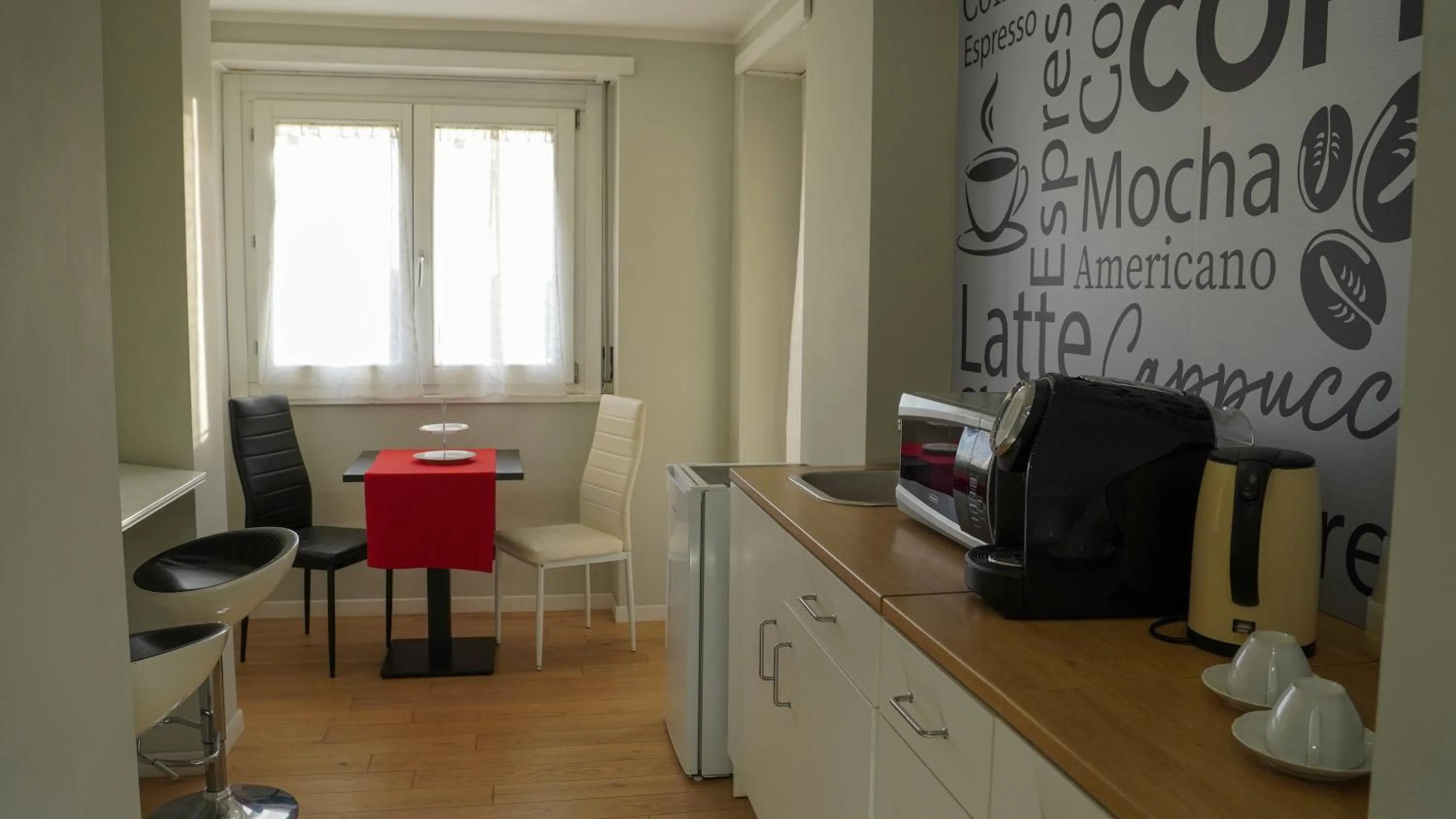 Restaurant/places to eat in Caos Calmo