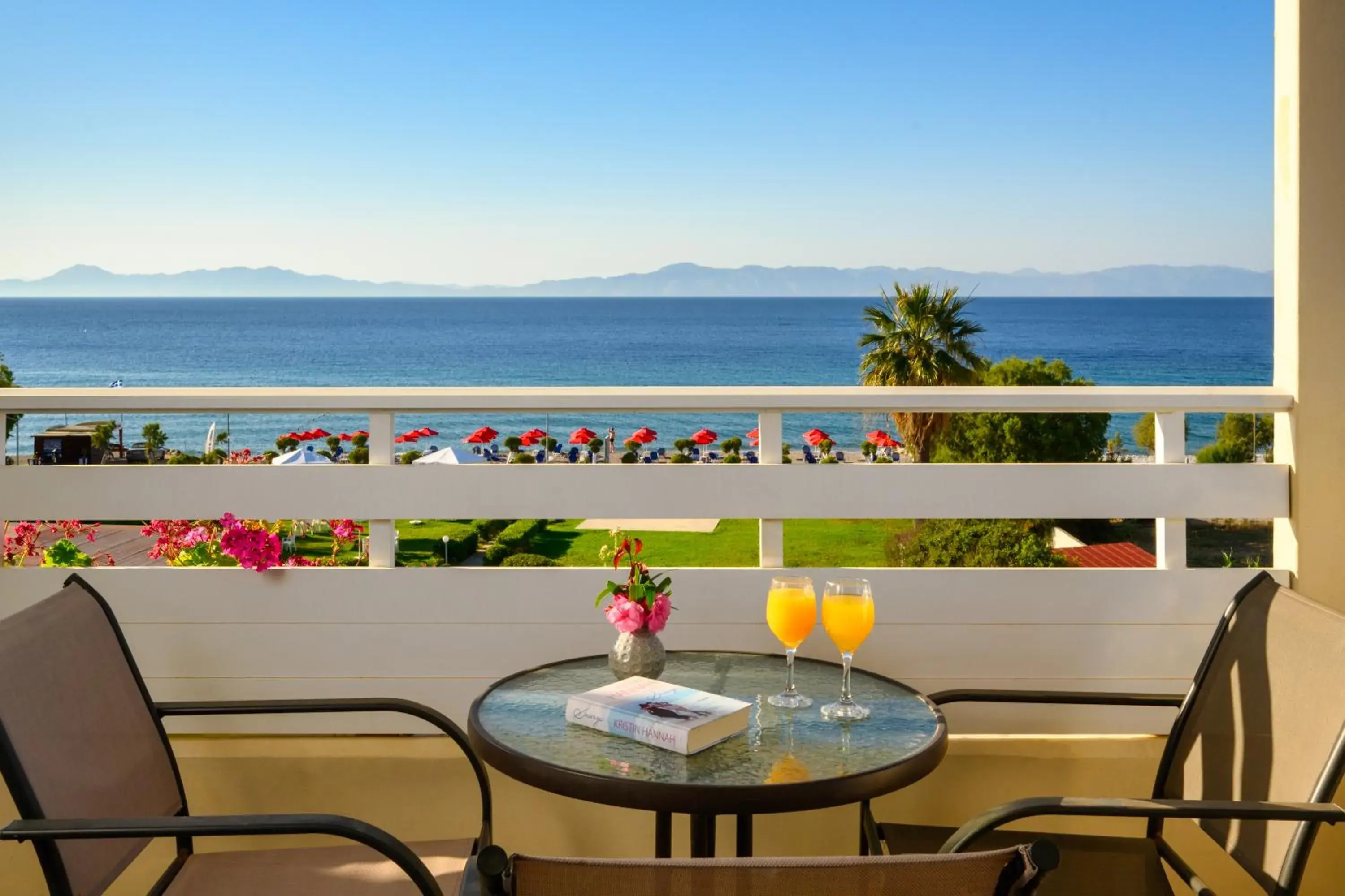 Property building in Bayside Hotel Katsaras Property building in Bayside Hotel Katsaras