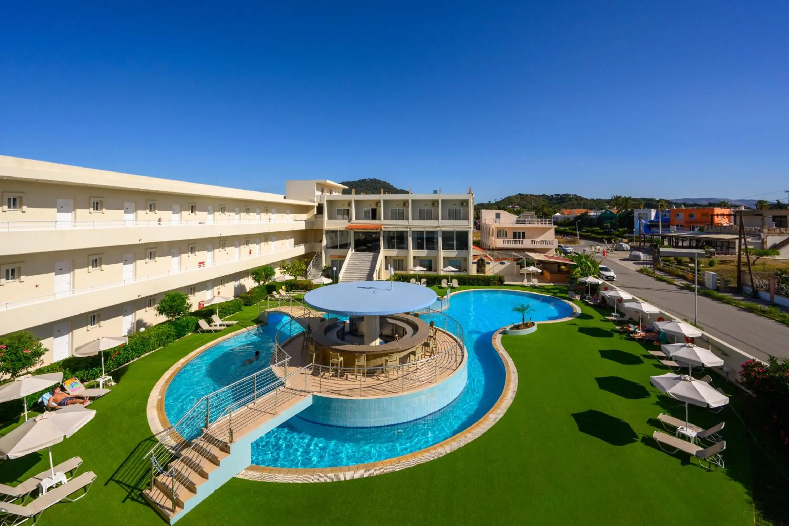 Swimming pool in Bayside Hotel Katsaras Swimming pool in Bayside Hotel Katsaras