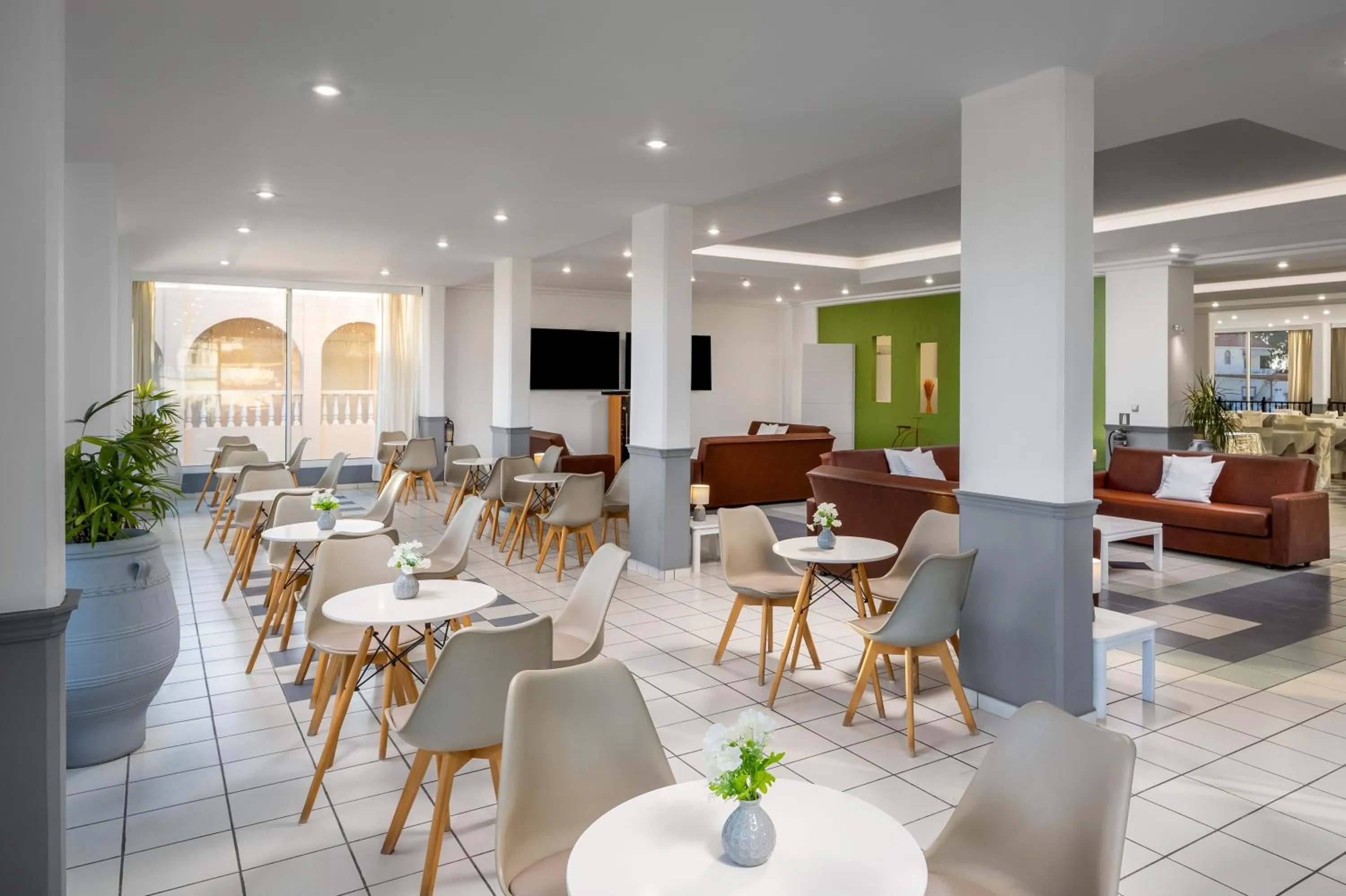 Property building in Bayside Hotel Katsaras