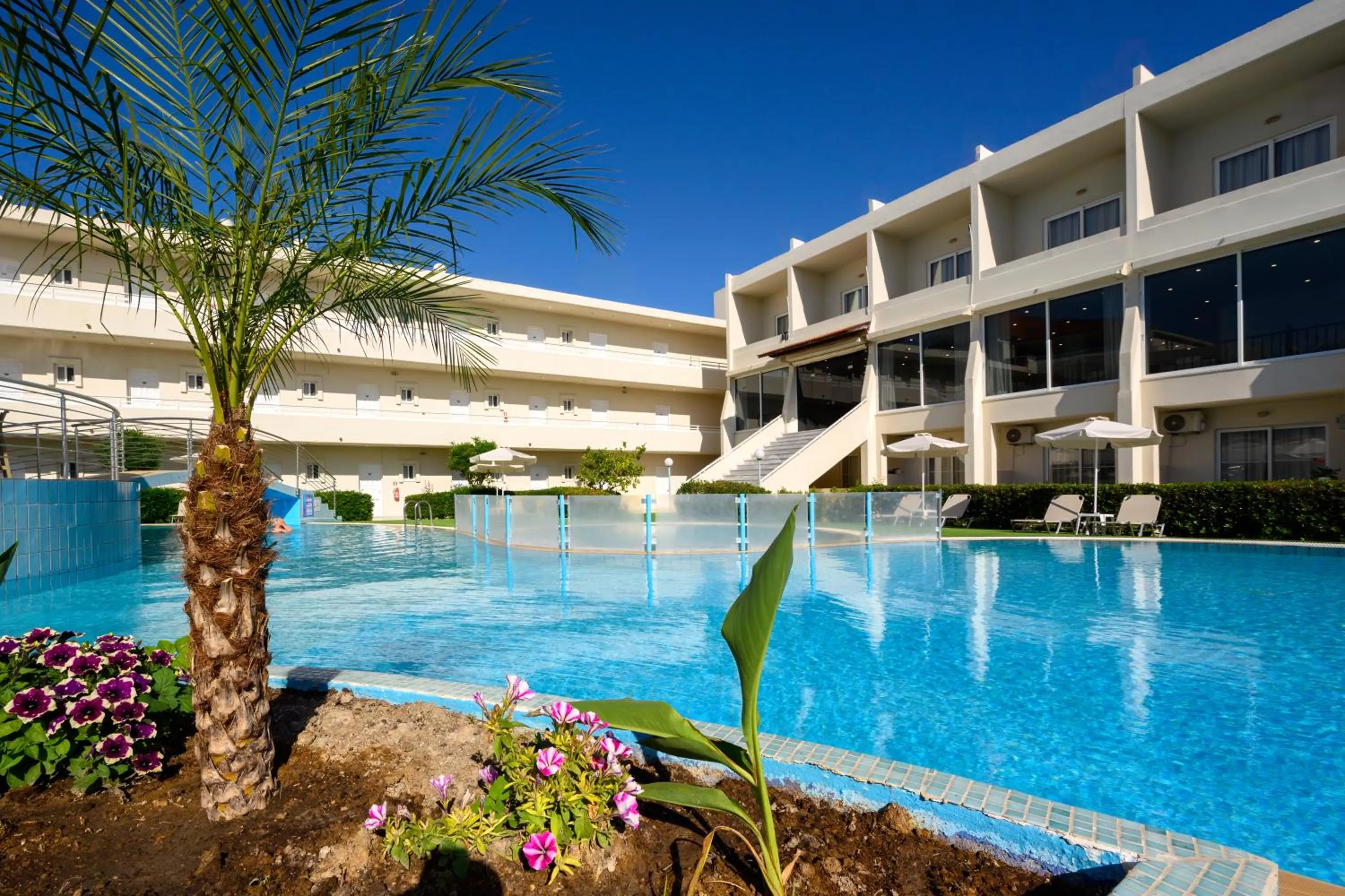 Property building in Bayside Hotel Katsaras