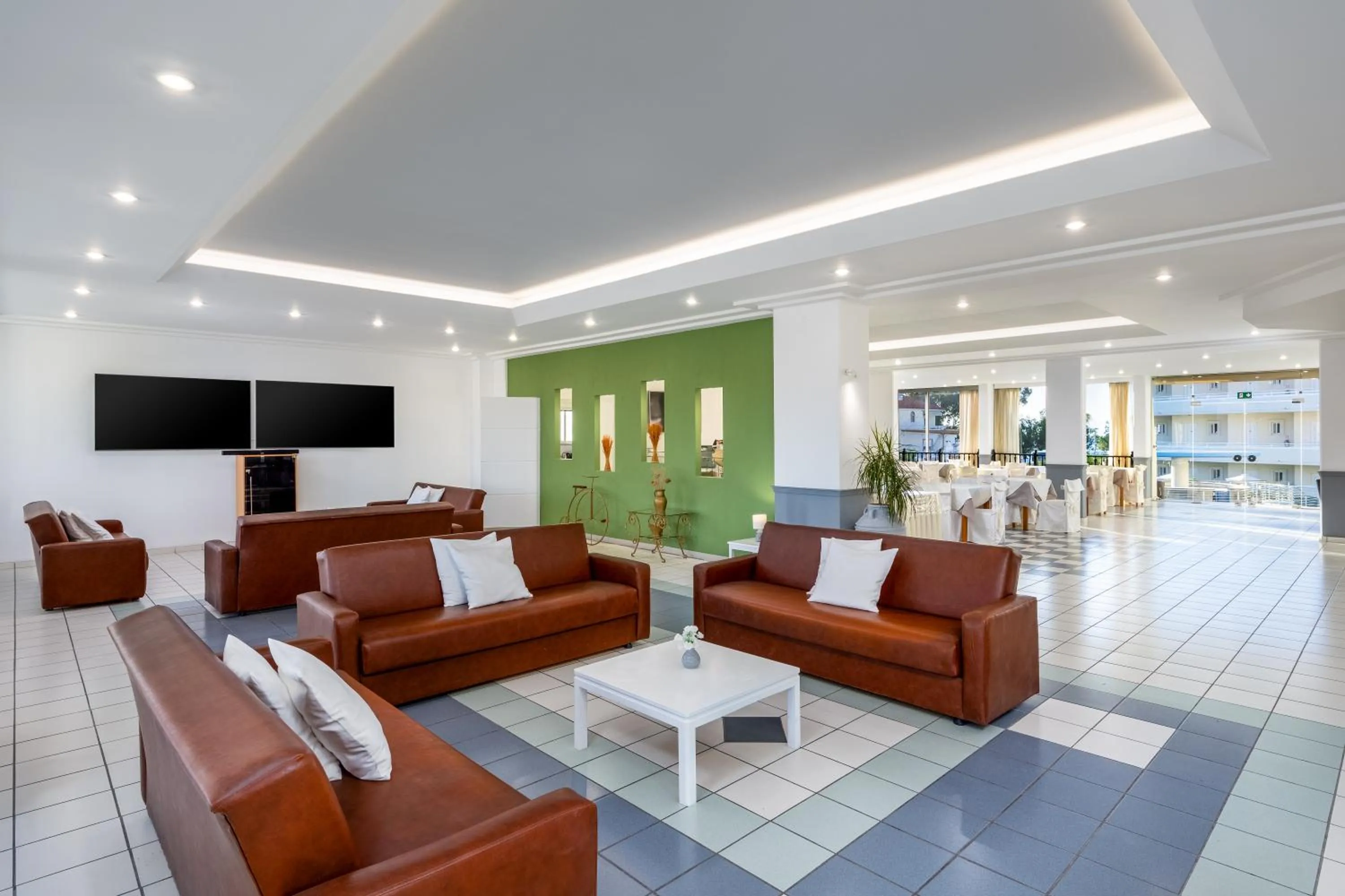 Property building in Bayside Hotel Katsaras