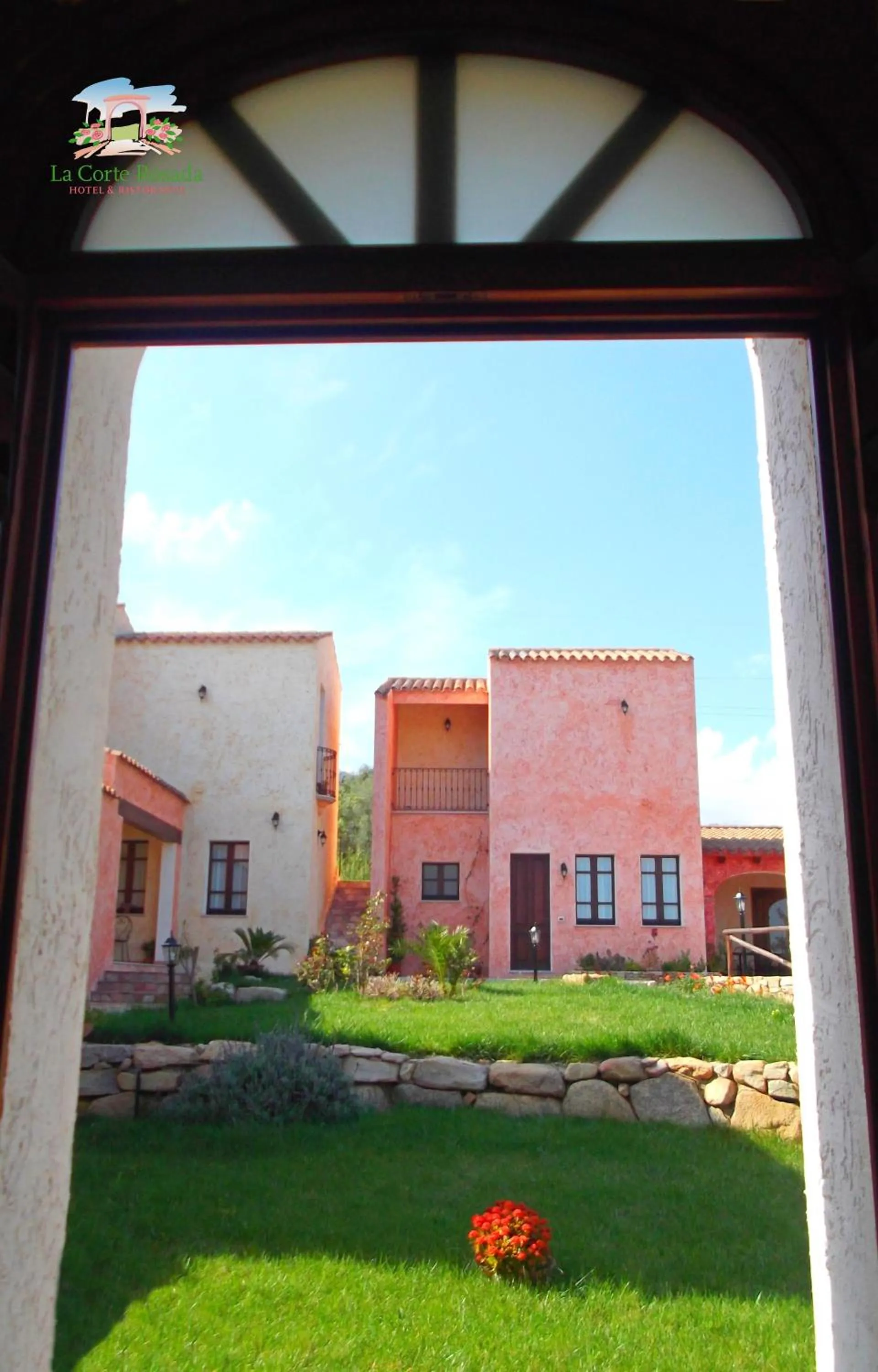Facade/entrance in Hotel La Corte Rosada