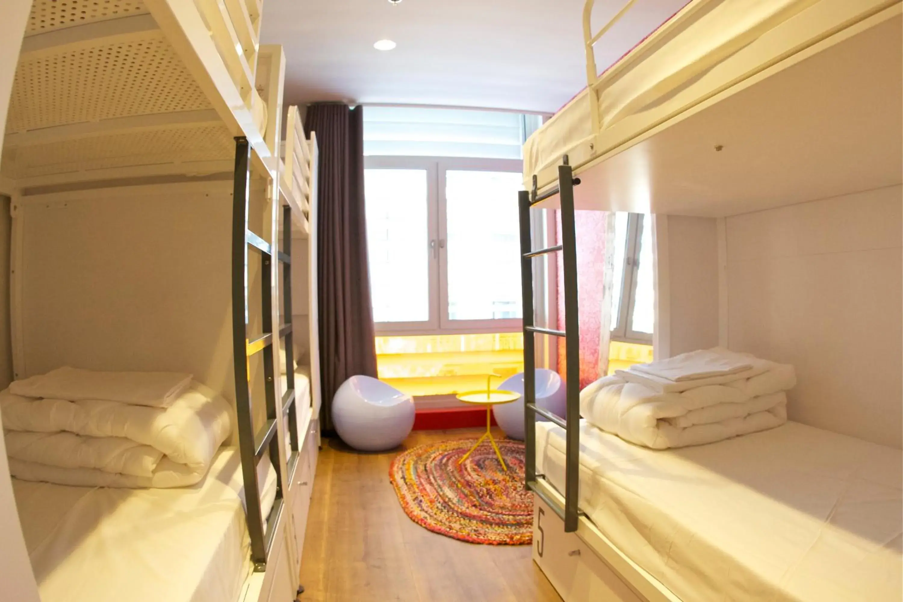 Bed in Generator Barcelona Bed in Generator Barcelona