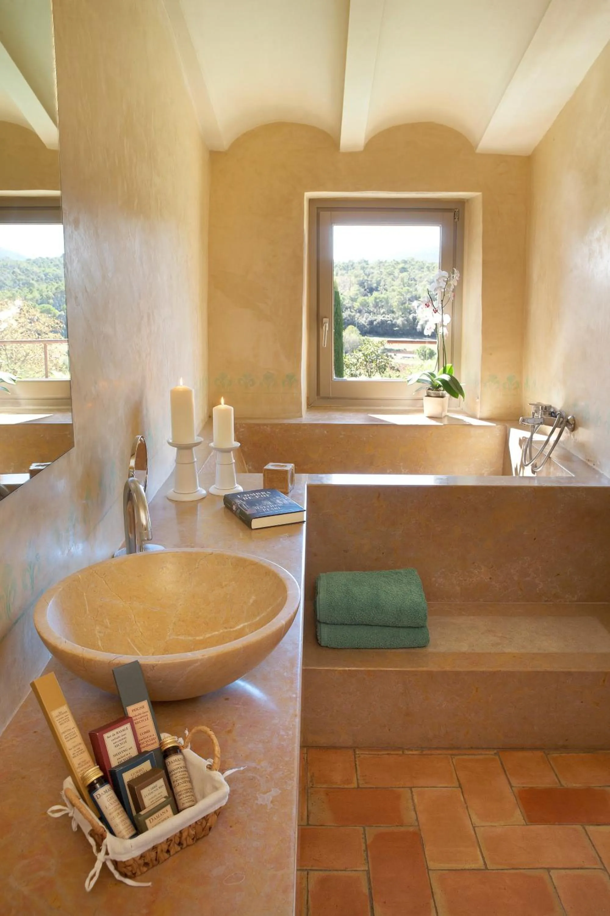 Bathroom in Hotel la Plaça Madremanya
