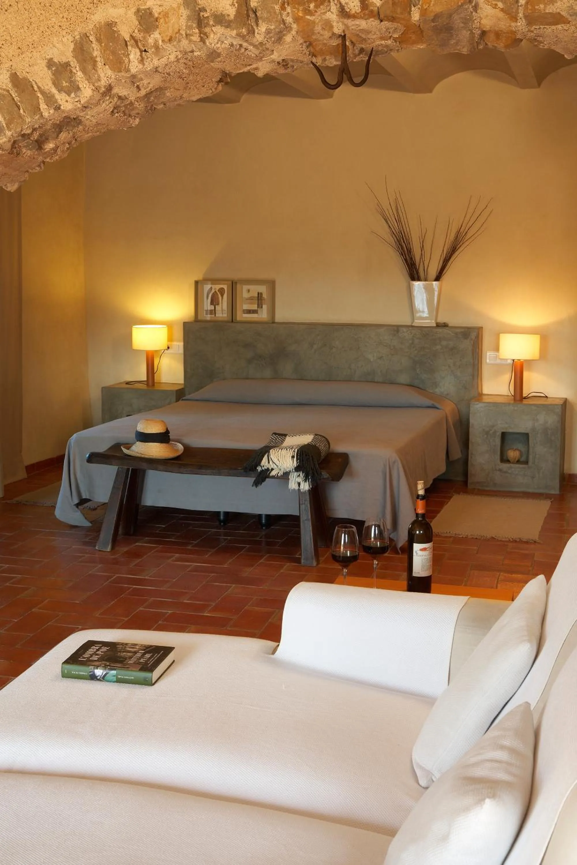 Bed in Hotel la Plaça Madremanya