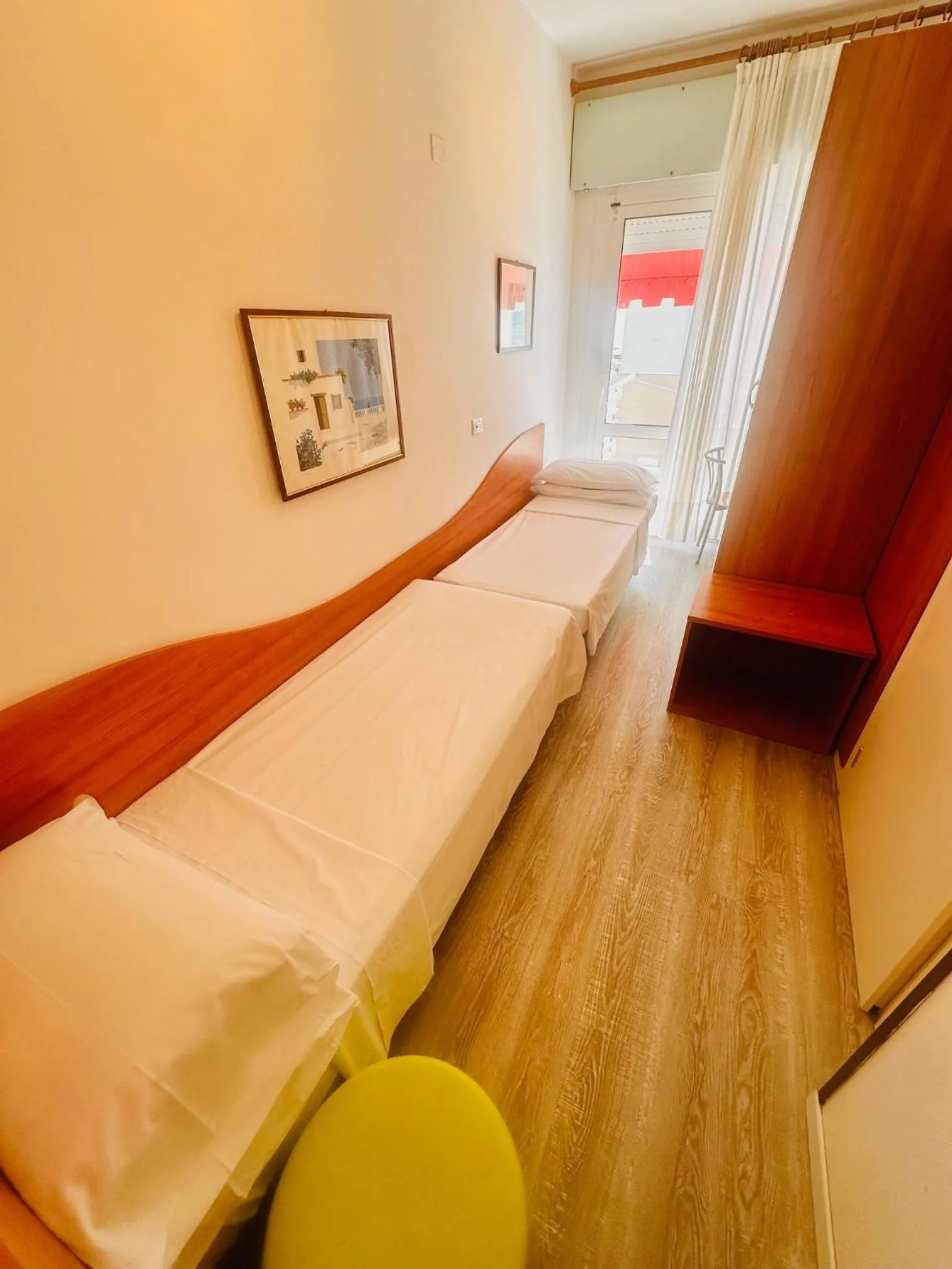 Bed in Hotel Derby S