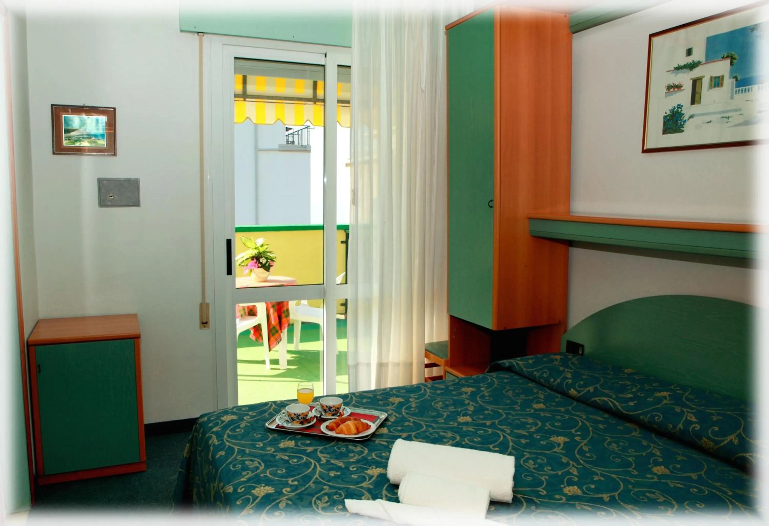 Bed in Hotel Derby S