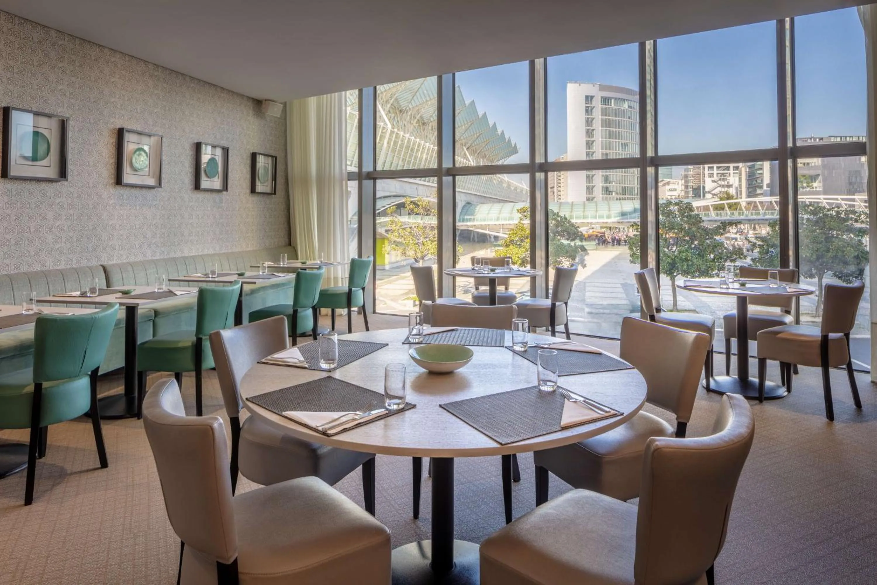 Restaurant/places to eat in Tivoli Oriente Lisboa Hotel