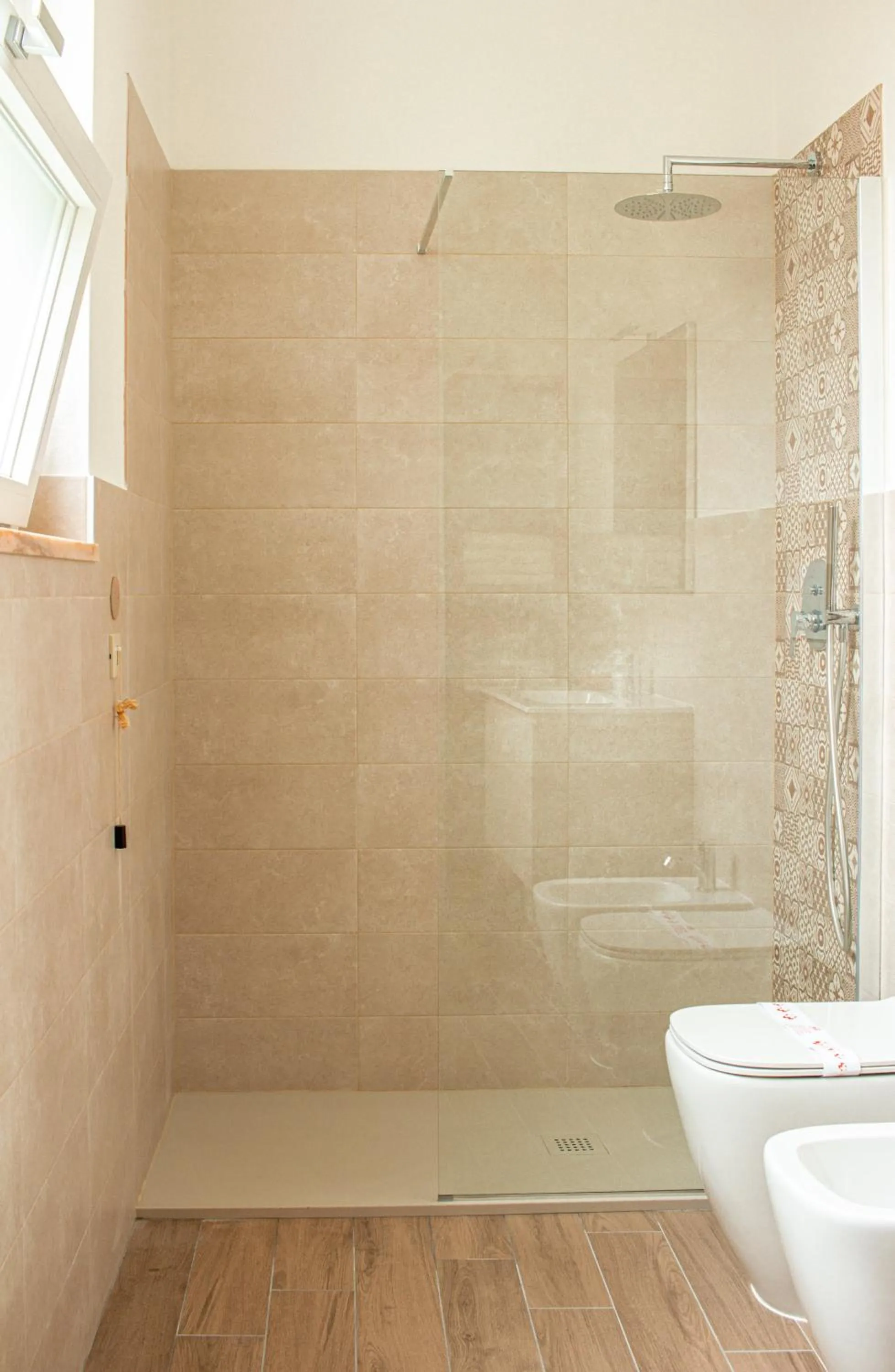 Shower in Hotel Miramare