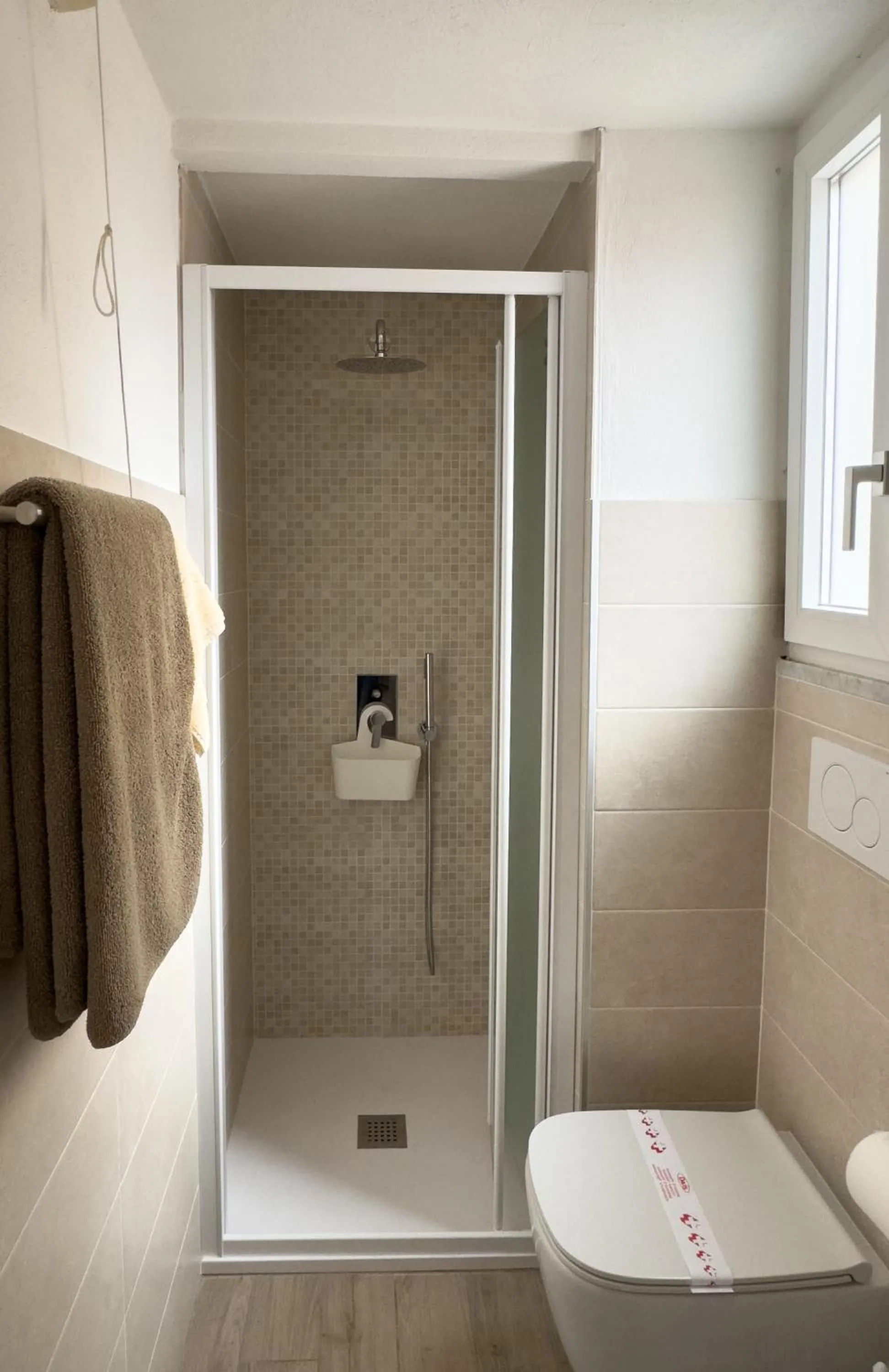 Shower in Hotel Miramare