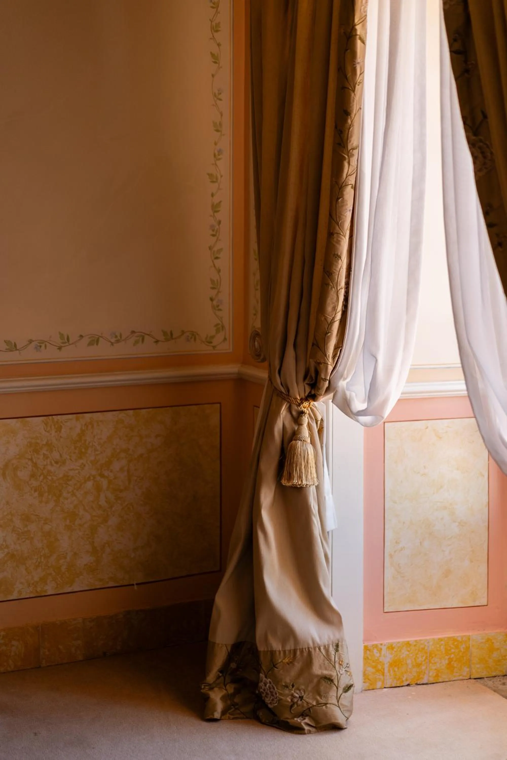 Bedroom in Valverde Sintra Palácio de Seteais - The Leading Hotels of the World