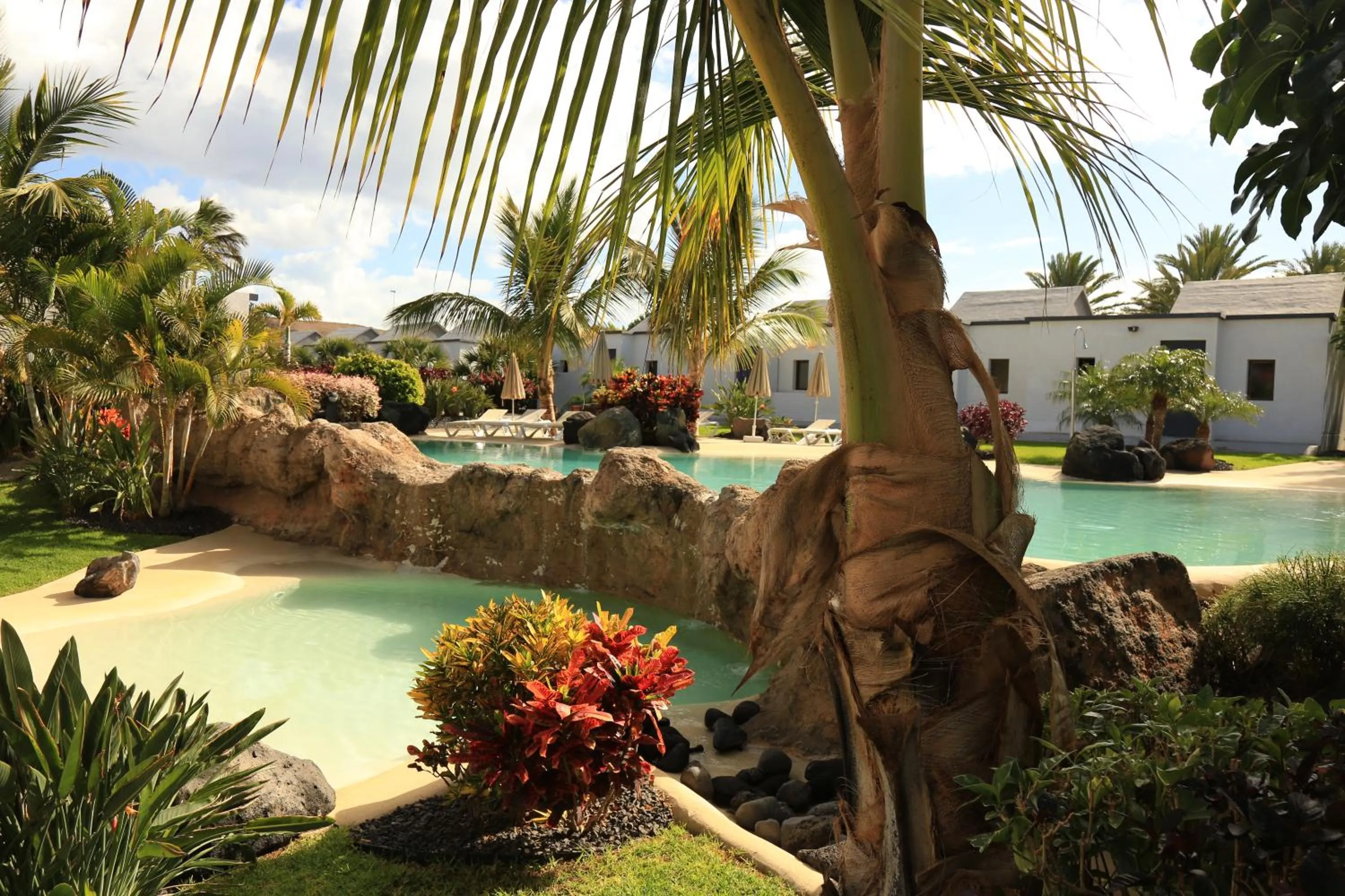 Swimming pool in R2 Romantic Fantasia Suites - Adults Only