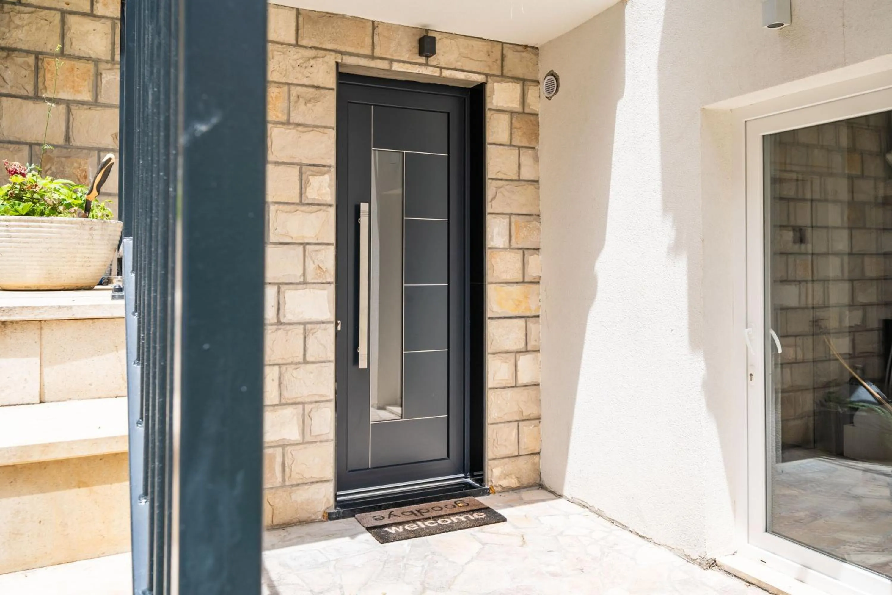 Property building in Apartments Dub