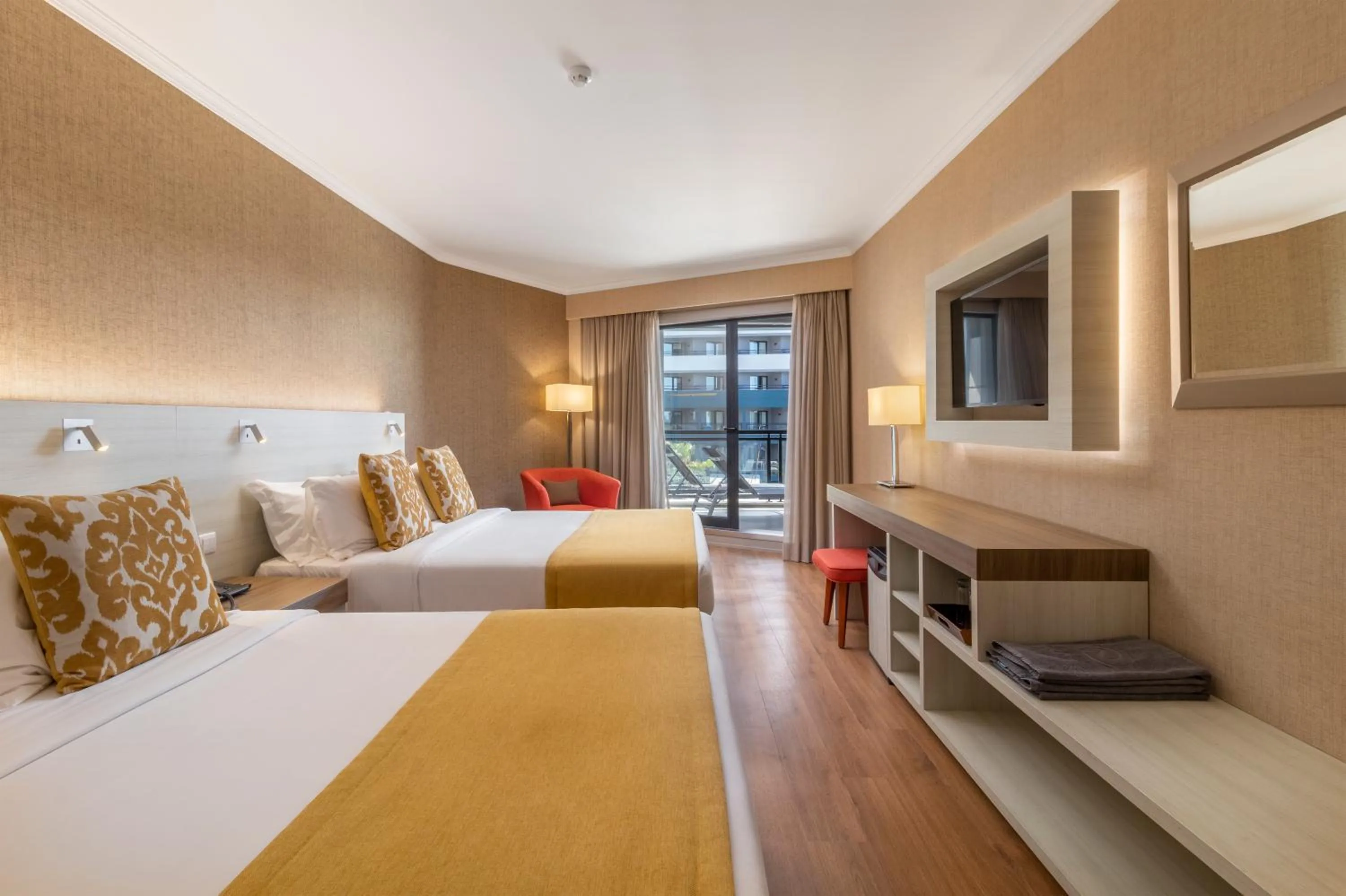 Bedroom, Bed in Enotel Lido - All Inclusive