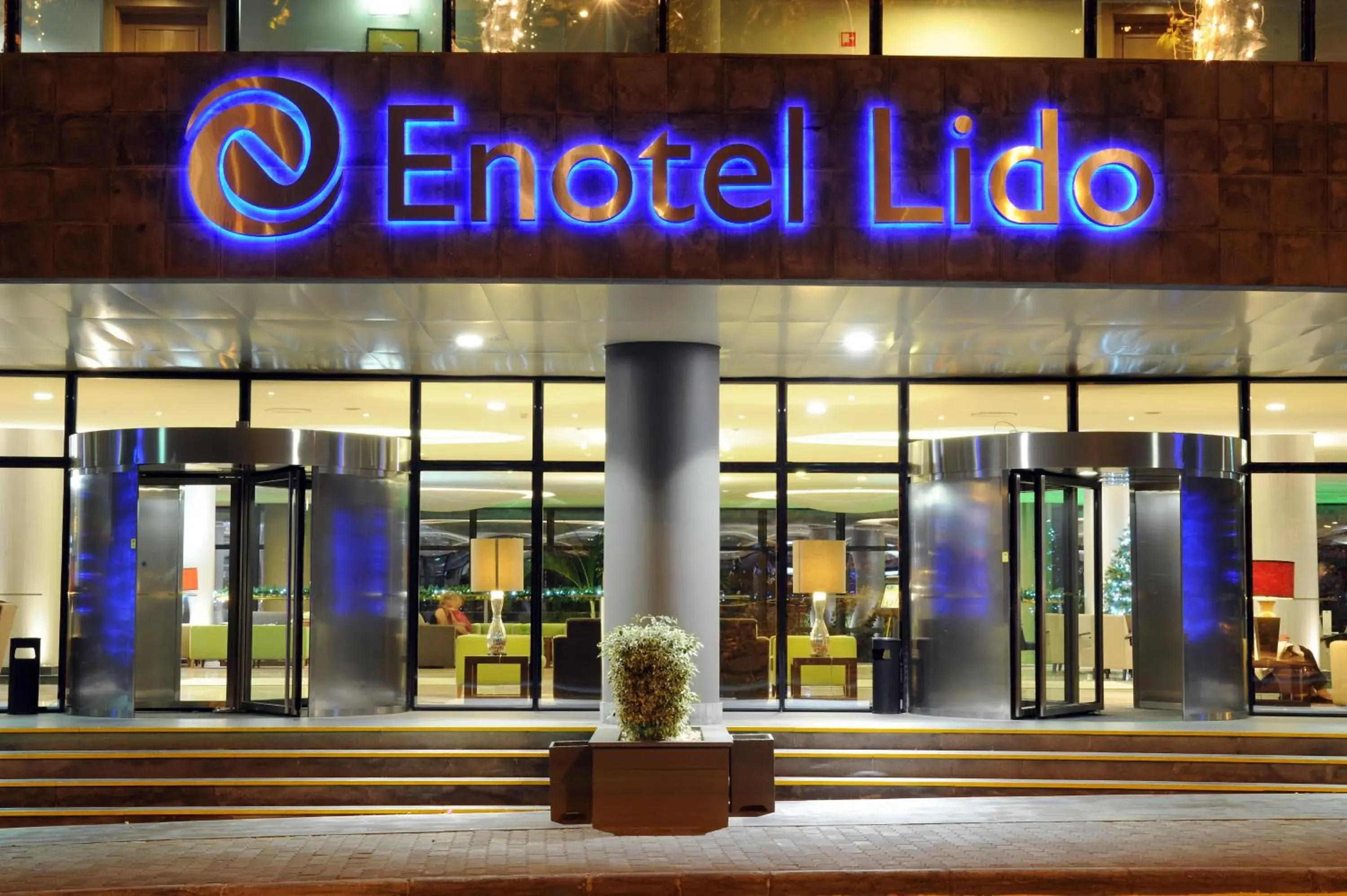 Facade/entrance in Enotel Lido - All Inclusive Facade/entrance in Enotel Lido - All Inclusive