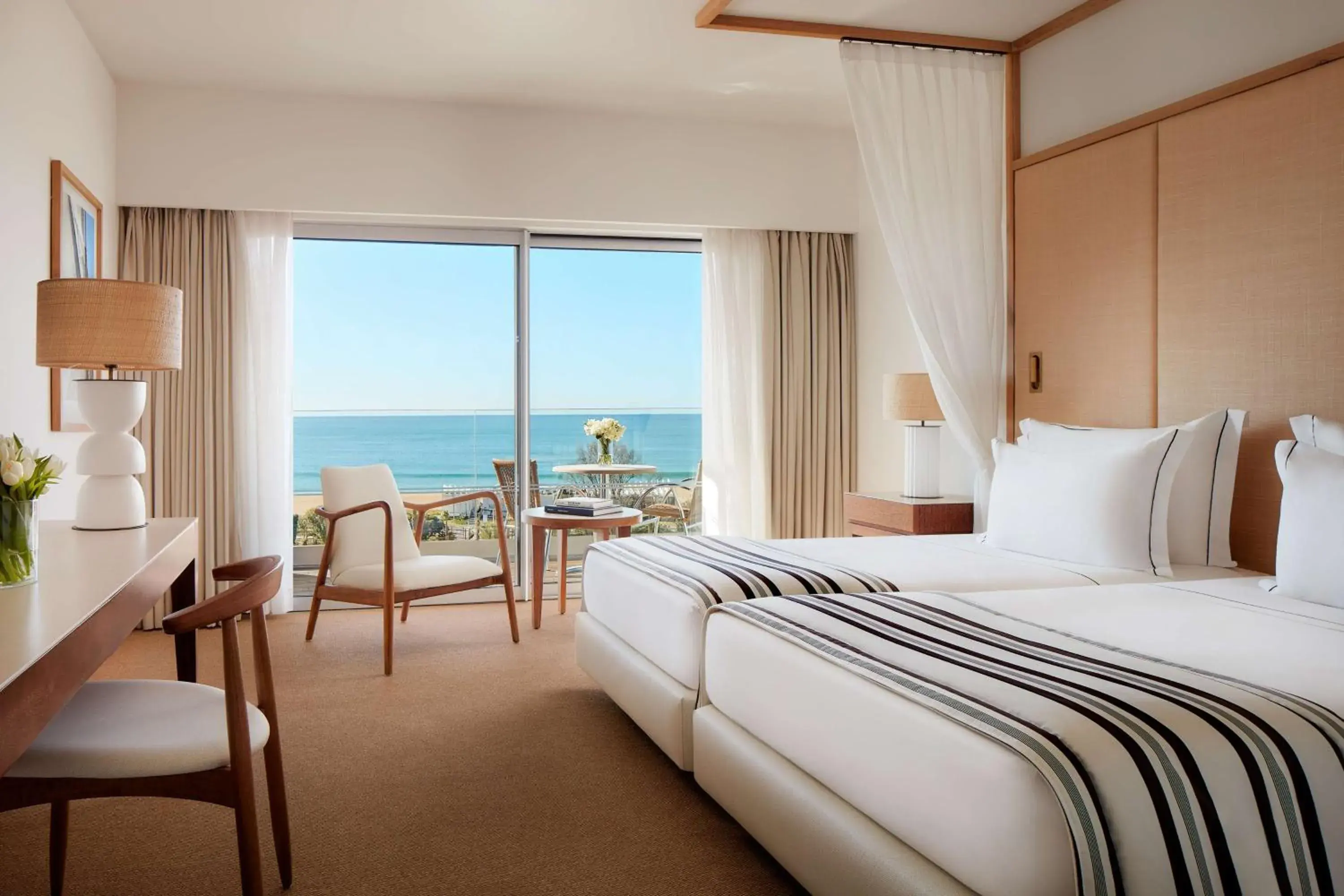 Deluxe Double or Twin Room with Sea View with Extra Bed (2 adults + 1 child) in Tivoli Marina Vilamoura Deluxe Double or Twin Room with Sea View with Extra Bed (2 adults + 1 child) in Tivoli Marina Vilamoura
