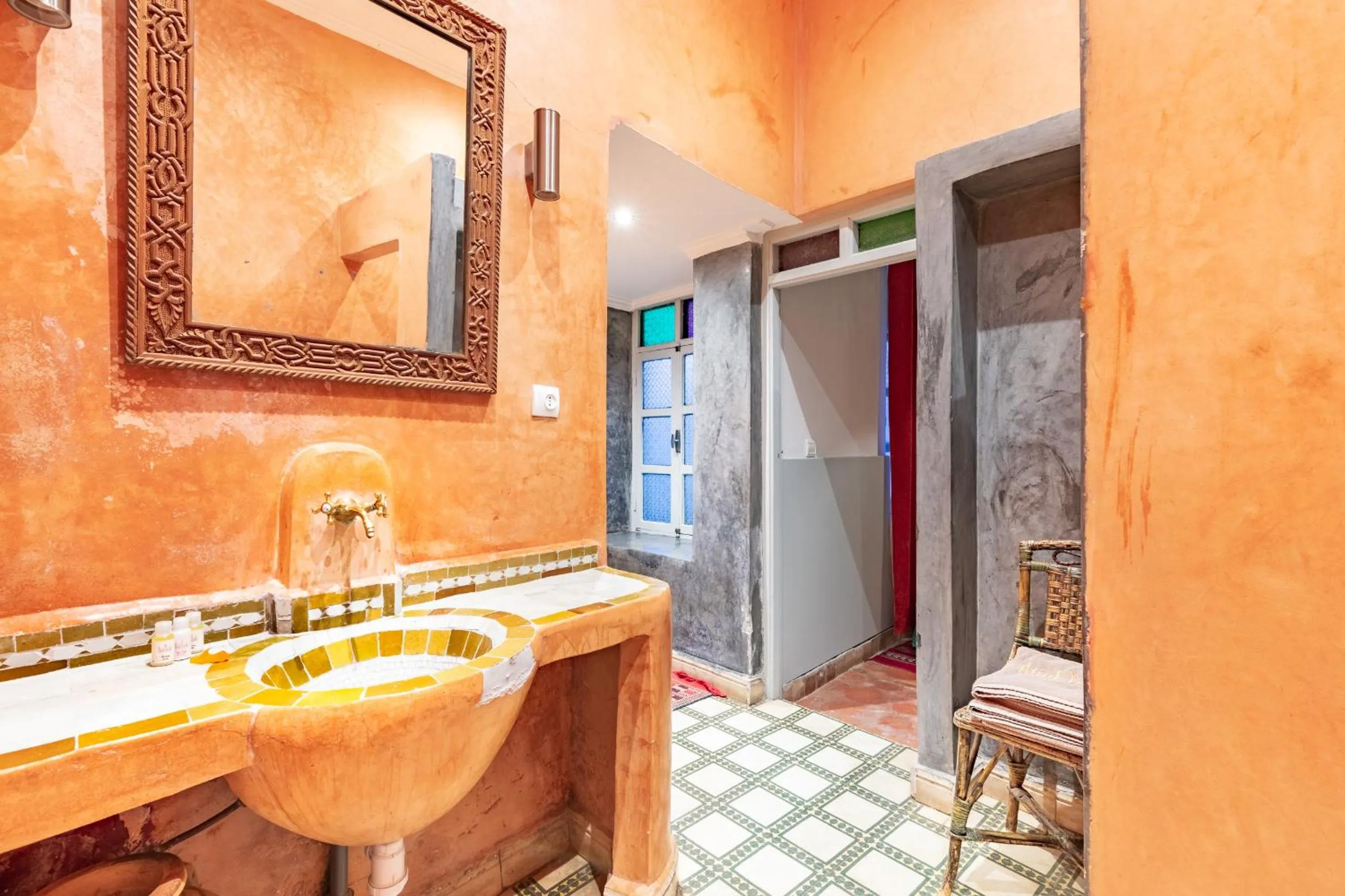 Shower in Riad Laila