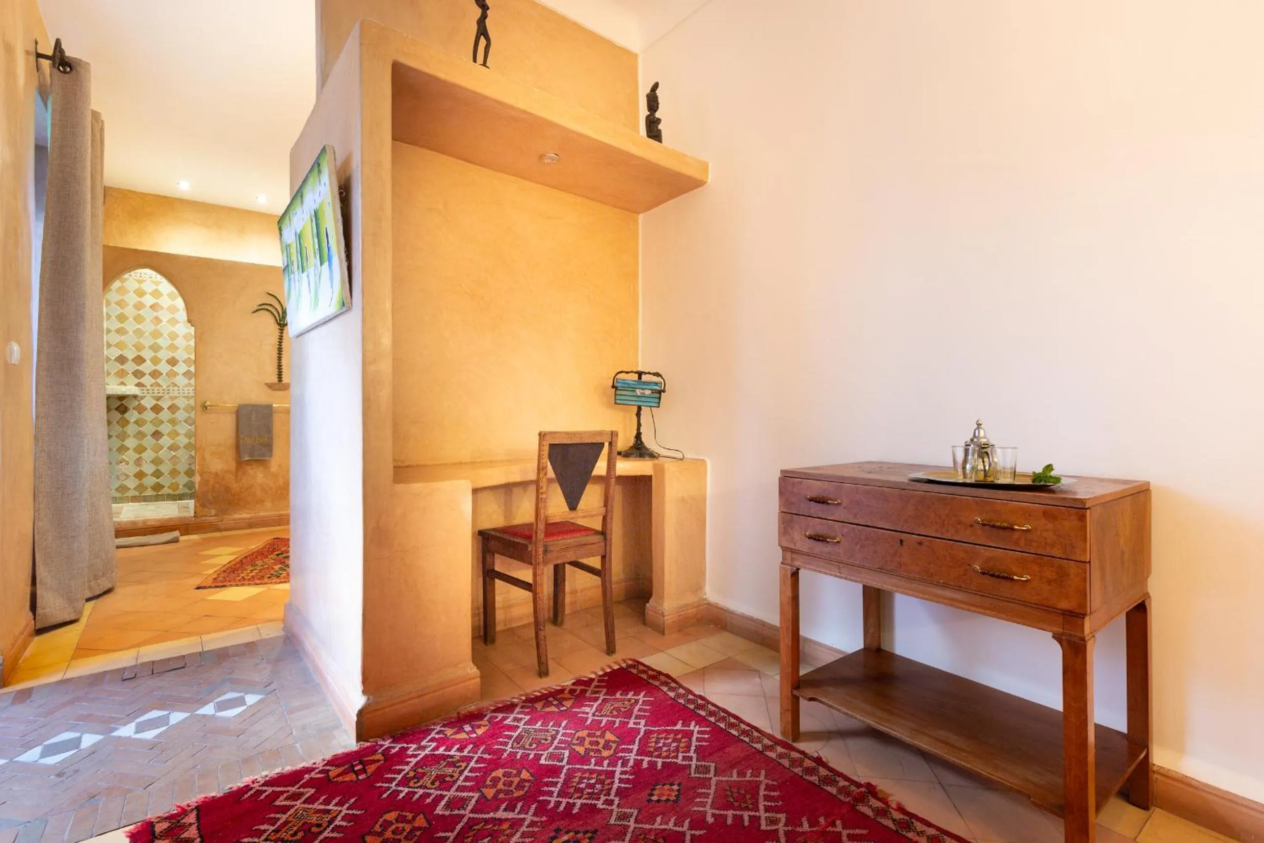 Shower, Bed in Riad Laila