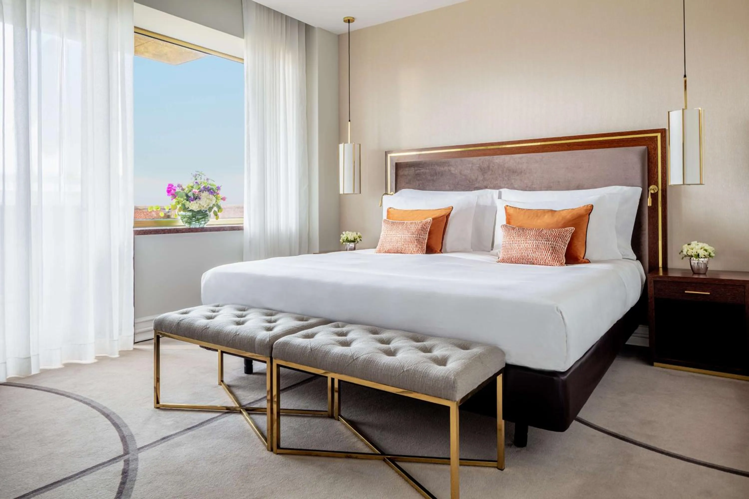 Photo of the whole room, Bed in Tivoli Avenida Liberdade Lisboa – A Leading Hotel of the World