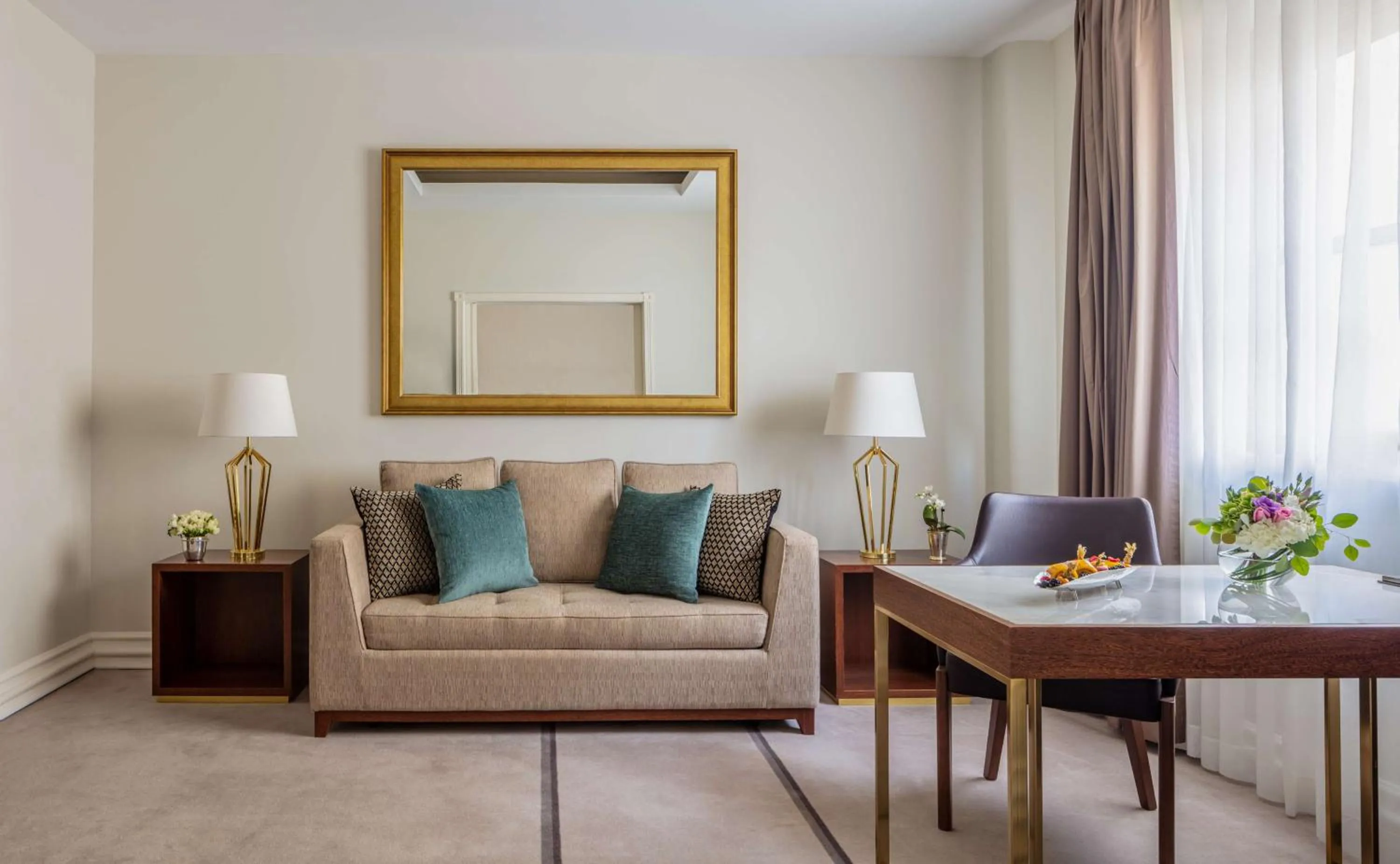 Photo of the whole room in Tivoli Avenida Liberdade Lisboa – A Leading Hotel of the World