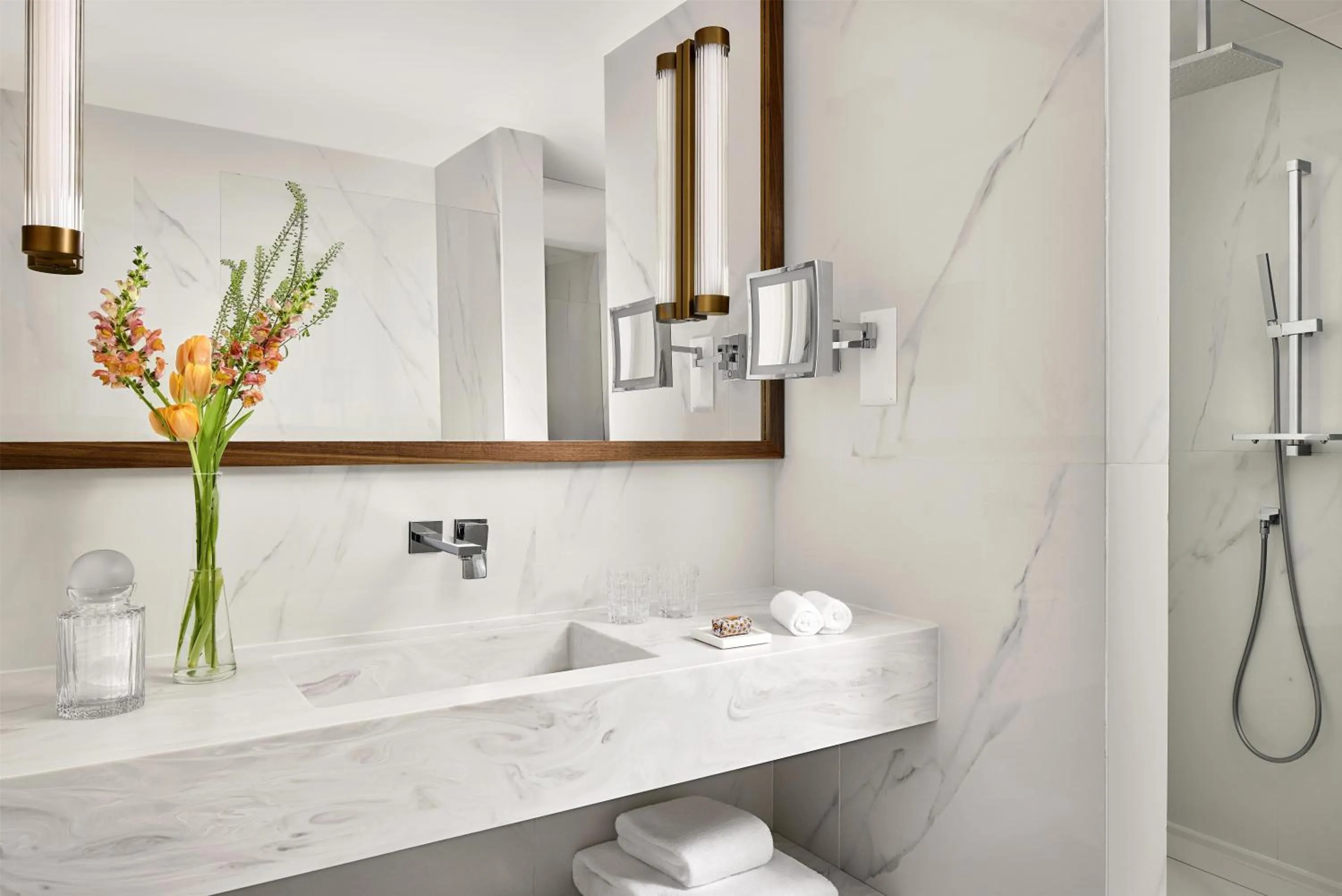 Bathroom in Tivoli Avenida Liberdade Lisboa – A Leading Hotel of the World