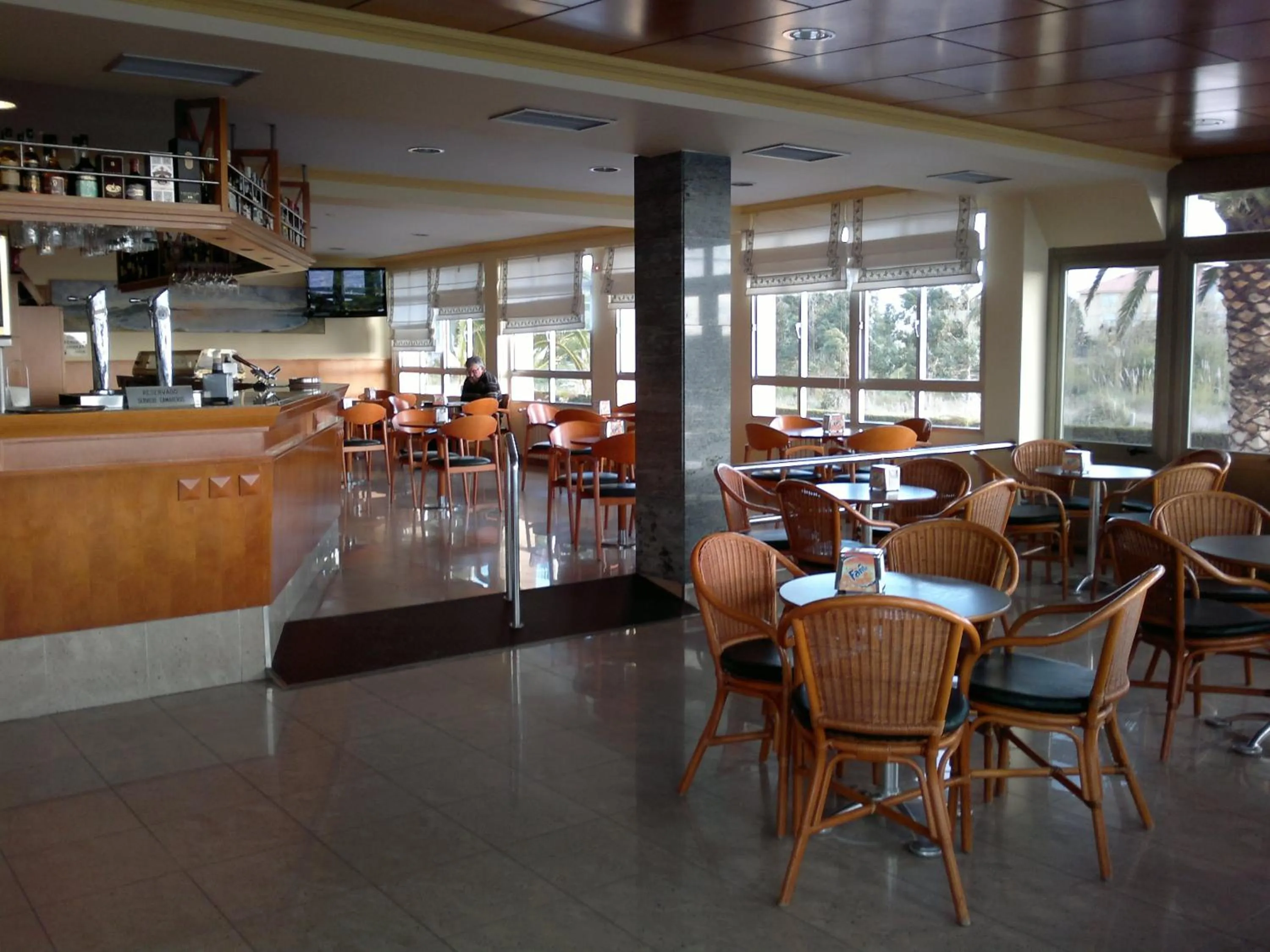 Restaurant/places to eat in Hotel La Lanzada