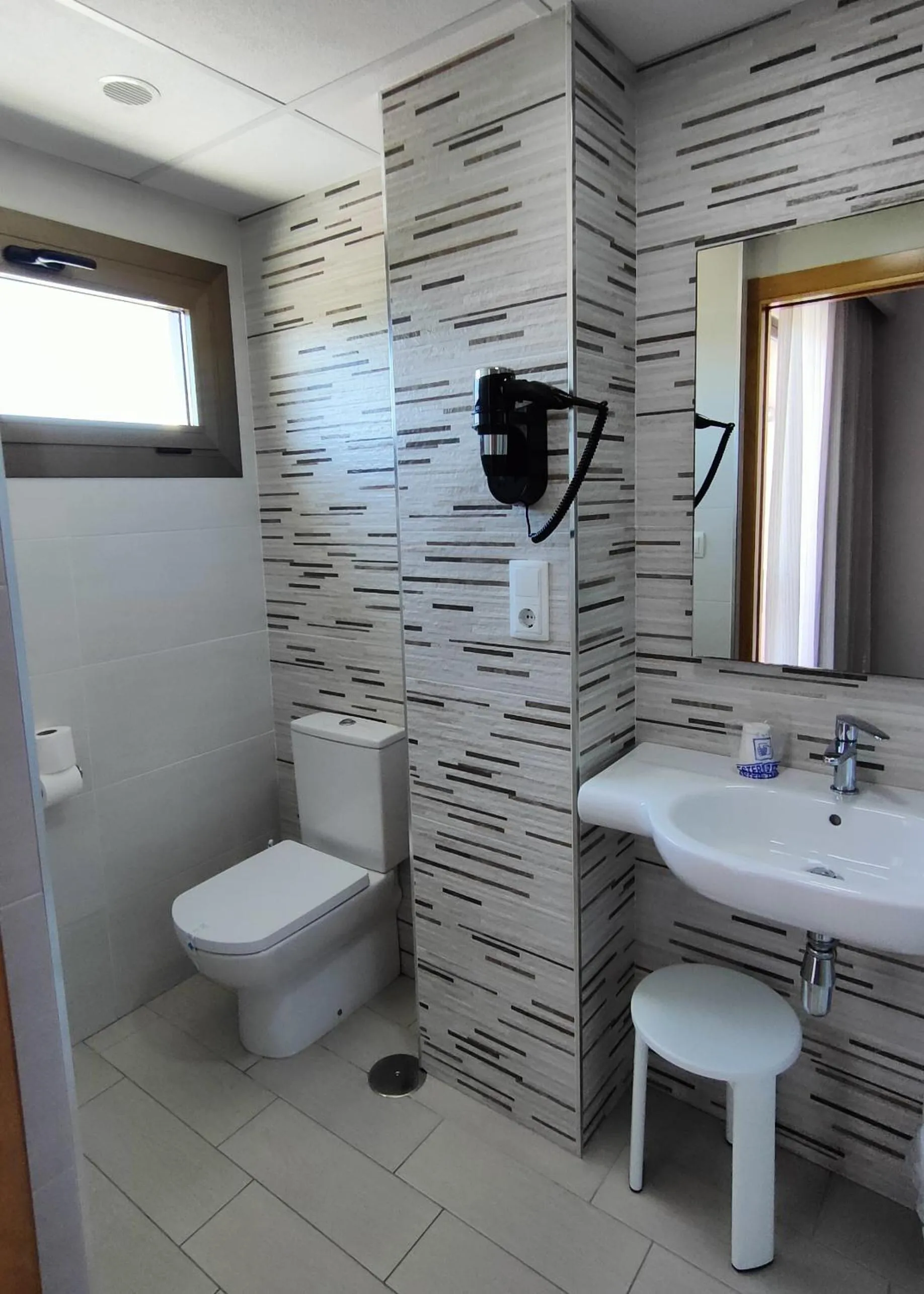 Toilet in Hotel La Lanzada